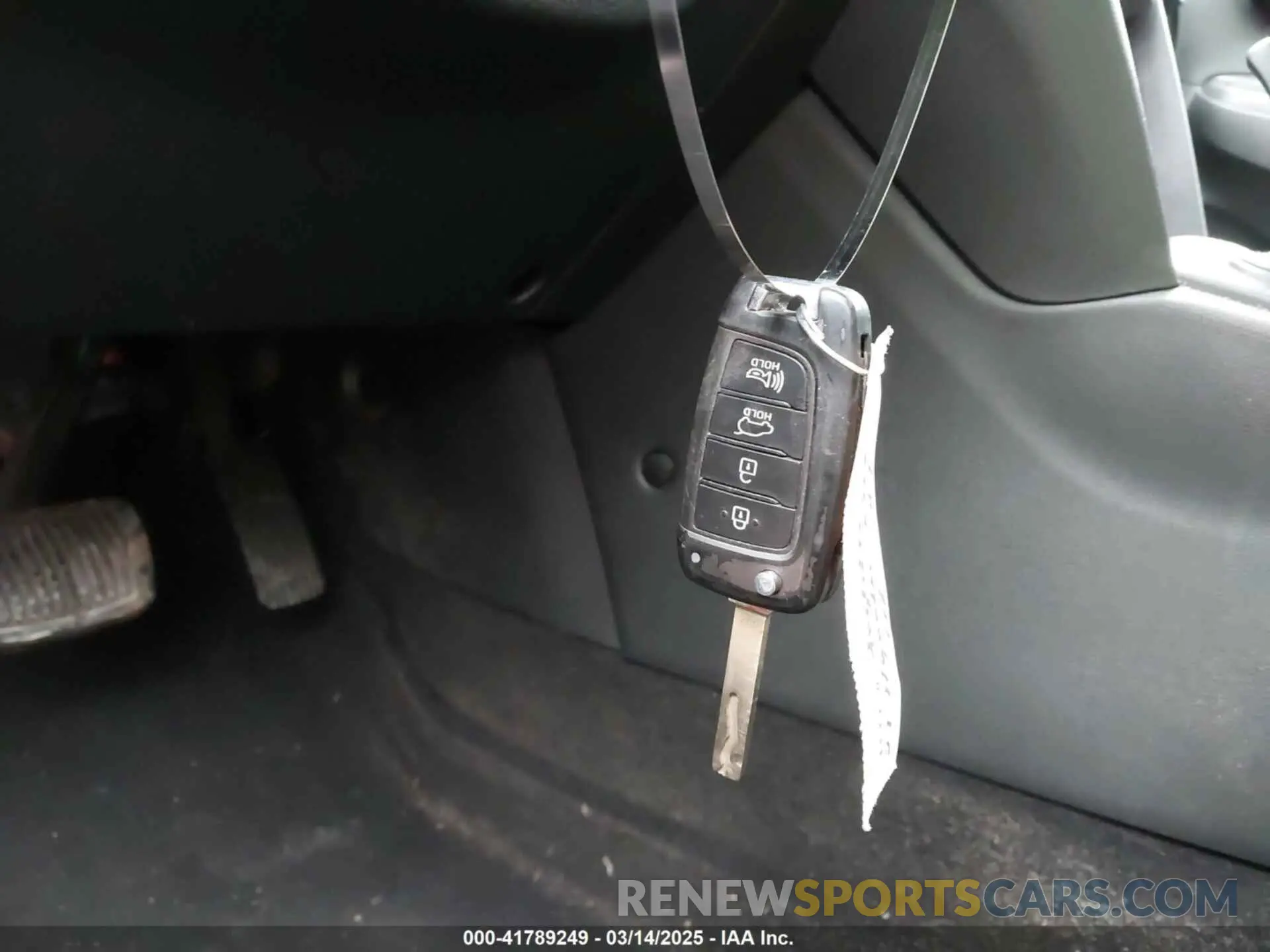 11 fotografías del automóvil dañado KM8K1CAA0MU736896 HYUNDAI KONA 2021