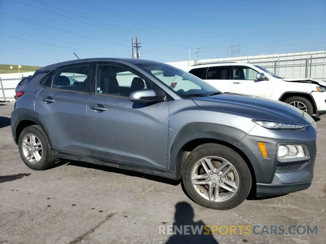 4 fotografías del automóvil dañado KM8K1CAA3MU657559 HYUNDAI KONA 2021