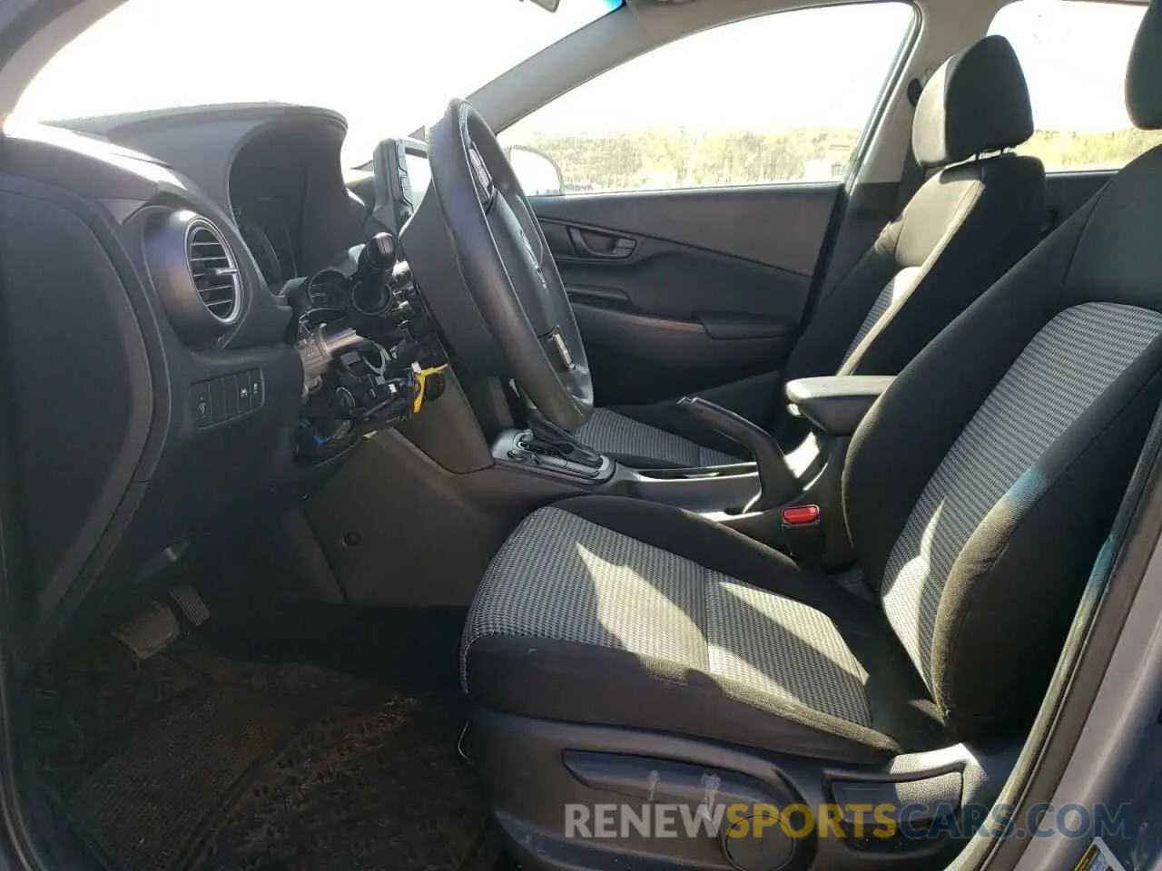7 fotografías del automóvil dañado KM8K1CAA3MU657559 HYUNDAI KONA 2021