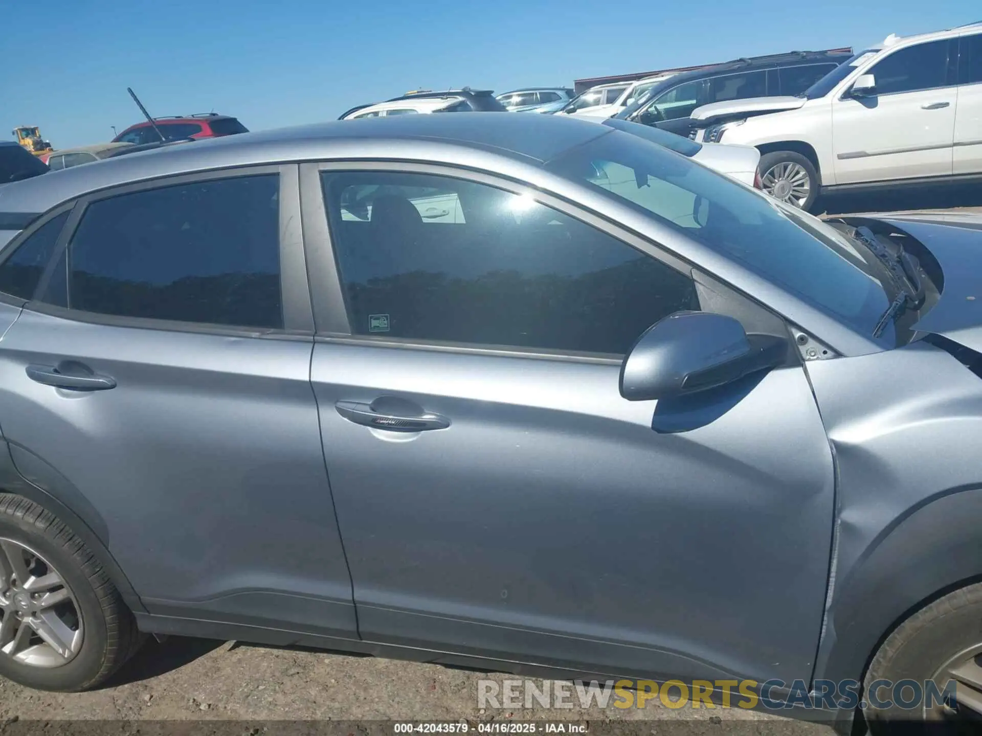 13 fotografías del automóvil dañado KM8K1CAA3MU674975 HYUNDAI KONA 2021