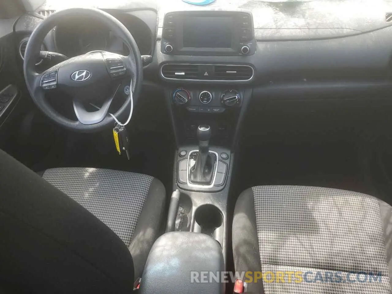 8 fotografías del automóvil dañado KM8K1CAA4MU644545 HYUNDAI KONA 2021