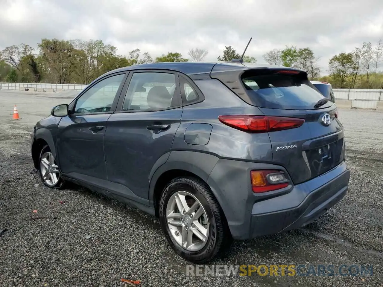 2 fotografías del automóvil dañado KM8K1CAA5MU643078 HYUNDAI KONA 2021