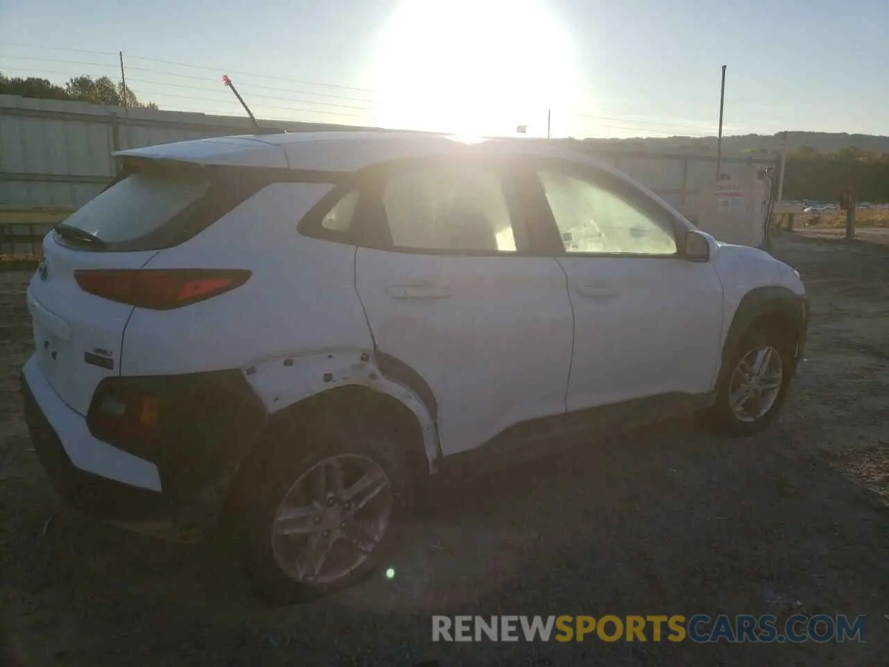 3 fotografías del automóvil dañado KM8K1CAA8MU657962 HYUNDAI KONA 2021