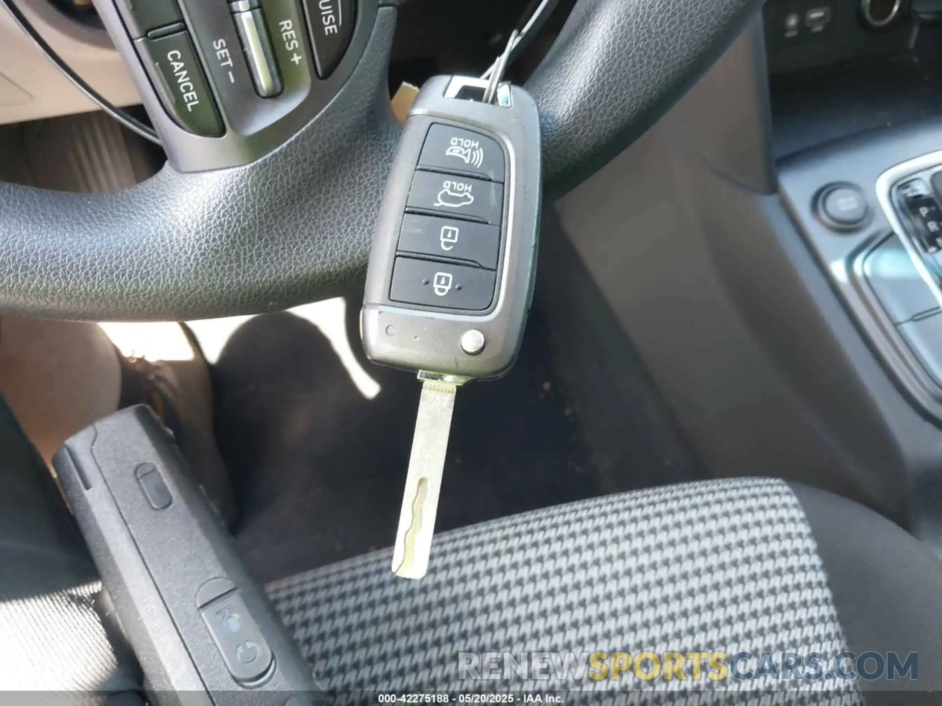11 fotografías del automóvil dañado KM8K1CAA9MU723192 HYUNDAI KONA 2021