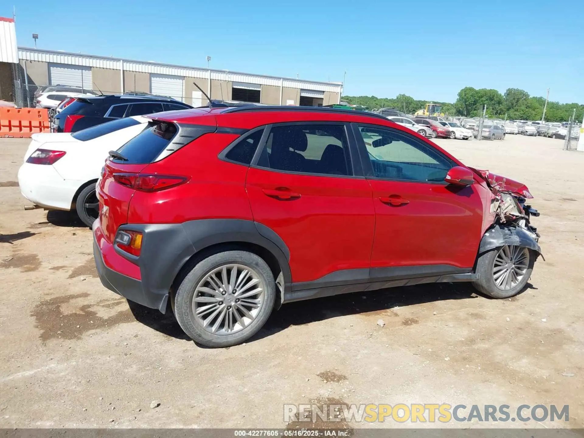 14 fotografías del automóvil dañado KM8K22AA1MU707401 HYUNDAI KONA 2021