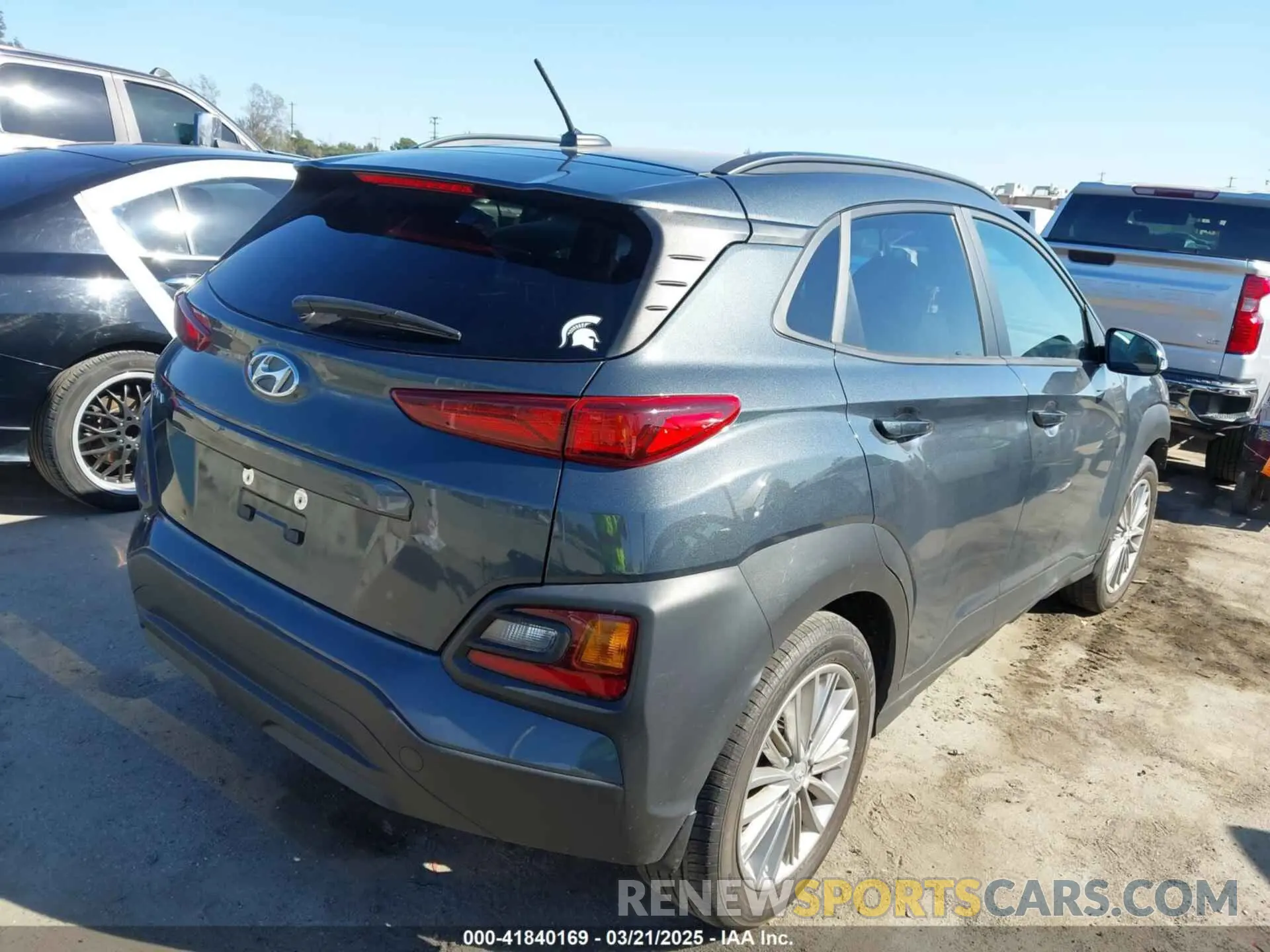 4 fotografías del automóvil dañado KM8K22AA3MU670951 HYUNDAI KONA 2021