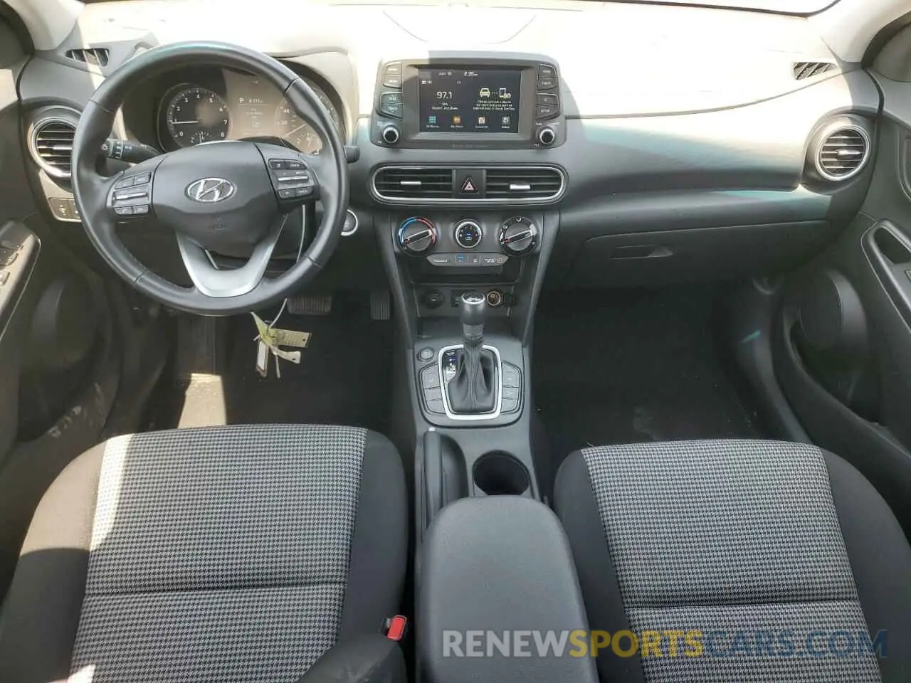 8 fotografías del automóvil dañado KM8K22AA4MU603470 HYUNDAI KONA 2021