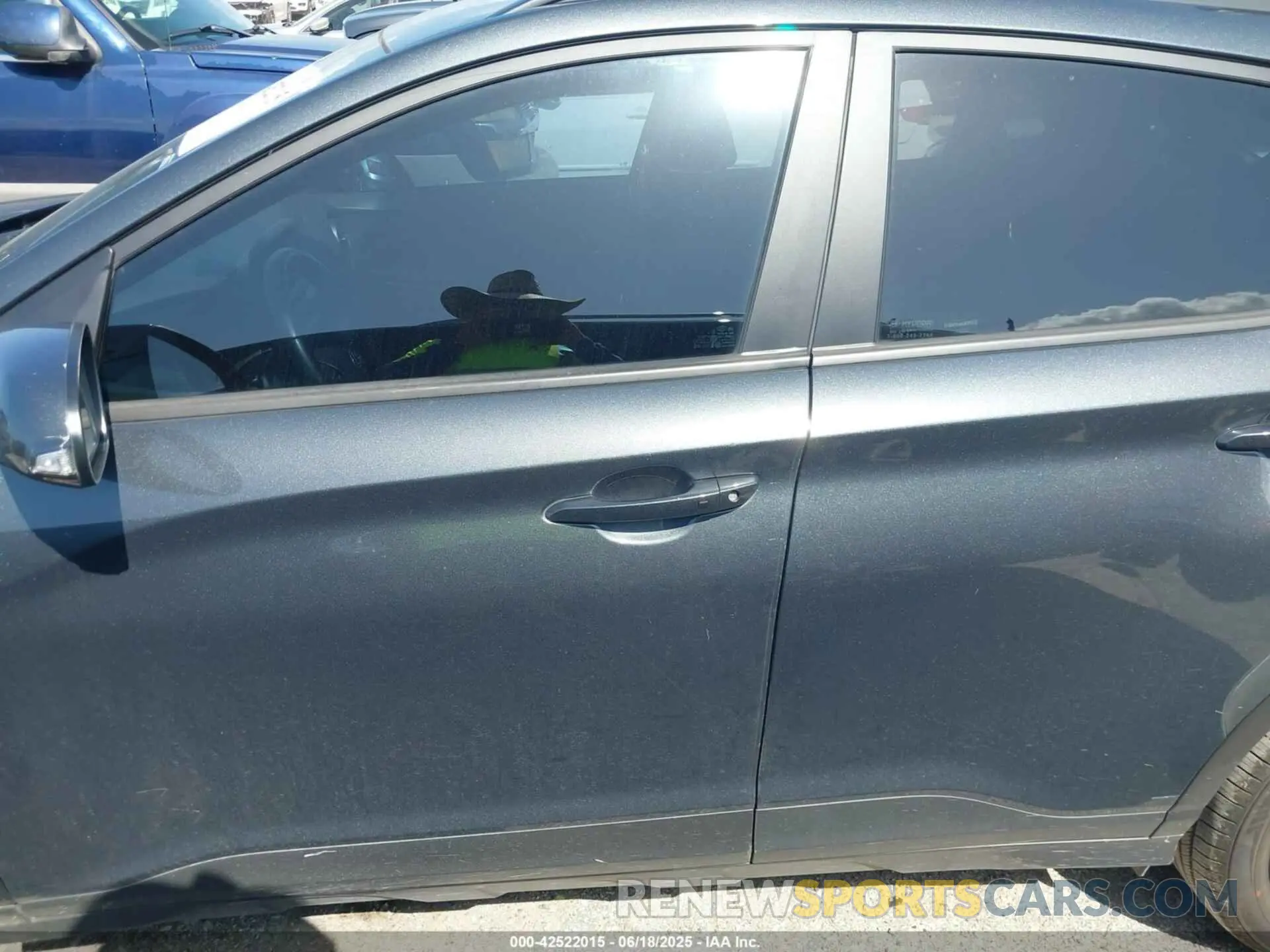 14 fotografías del automóvil dañado KM8K22AA4MU617756 HYUNDAI KONA 2021