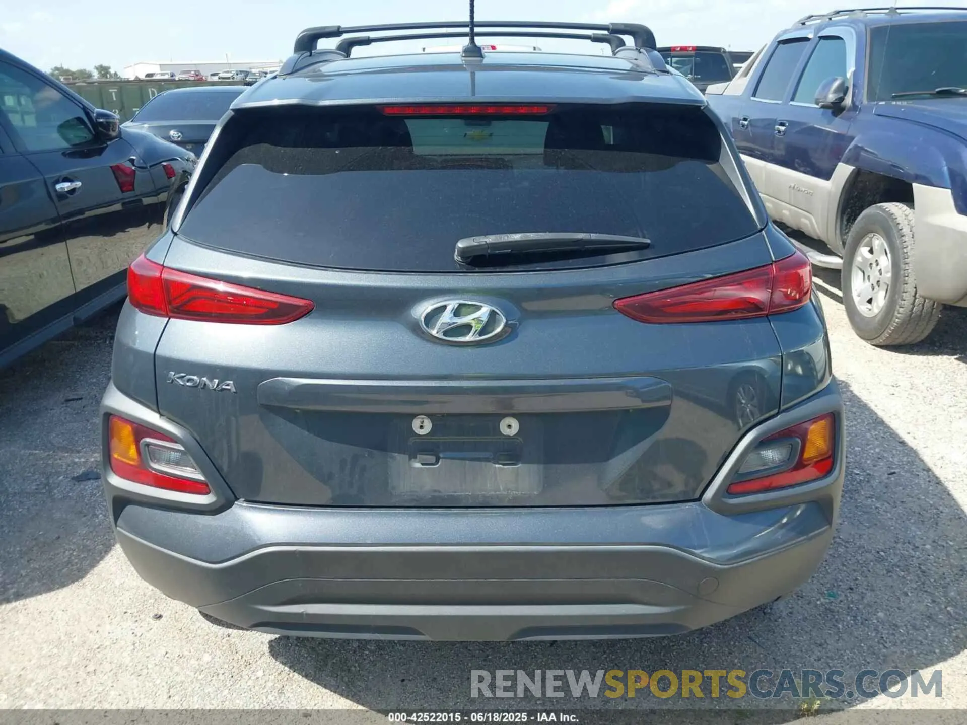 16 fotografías del automóvil dañado KM8K22AA4MU617756 HYUNDAI KONA 2021