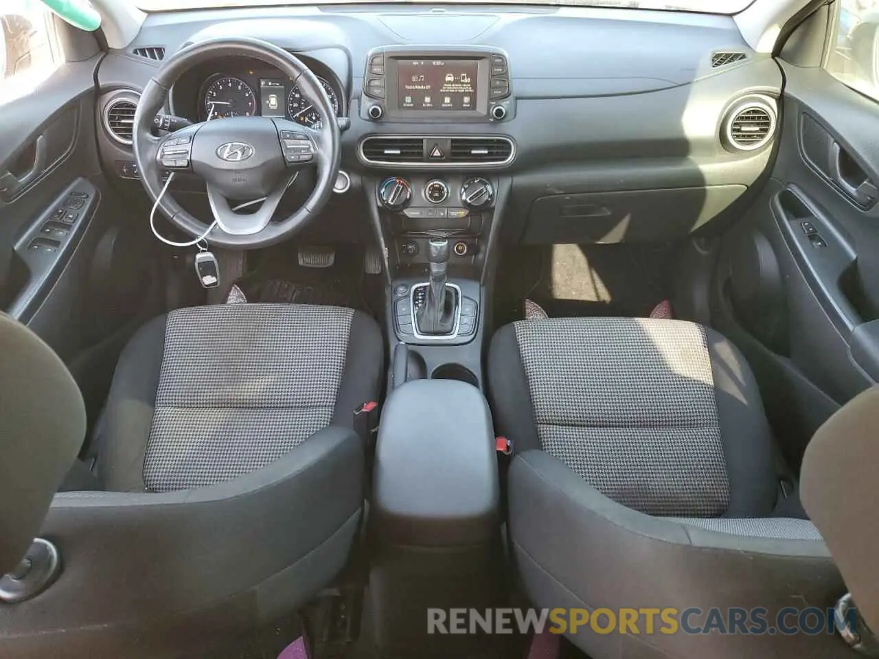 8 fotografías del automóvil dañado KM8K22AA4MU707313 HYUNDAI KONA 2021
