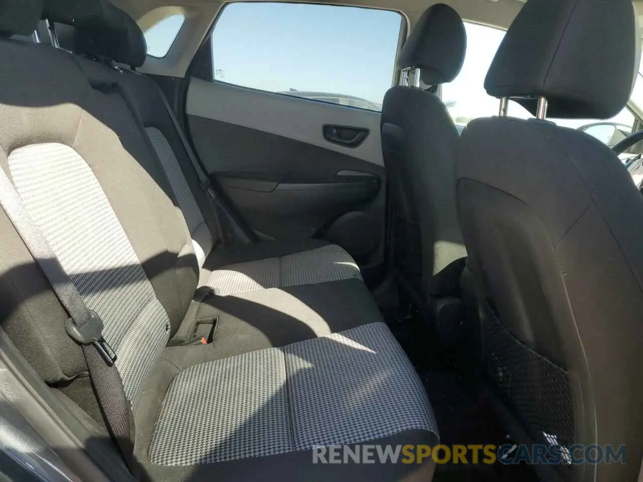 12 fotografías del automóvil dañado KM8K22AA5MU705375 HYUNDAI KONA 2021
