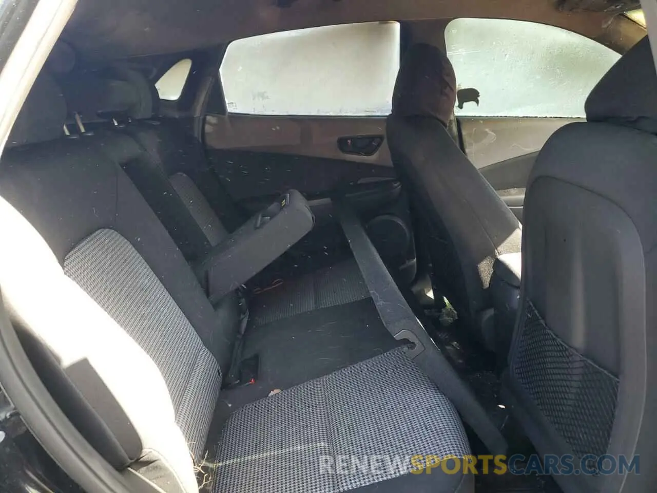 11 fotografías del automóvil dañado KM8K22AA6MU599177 HYUNDAI KONA 2021