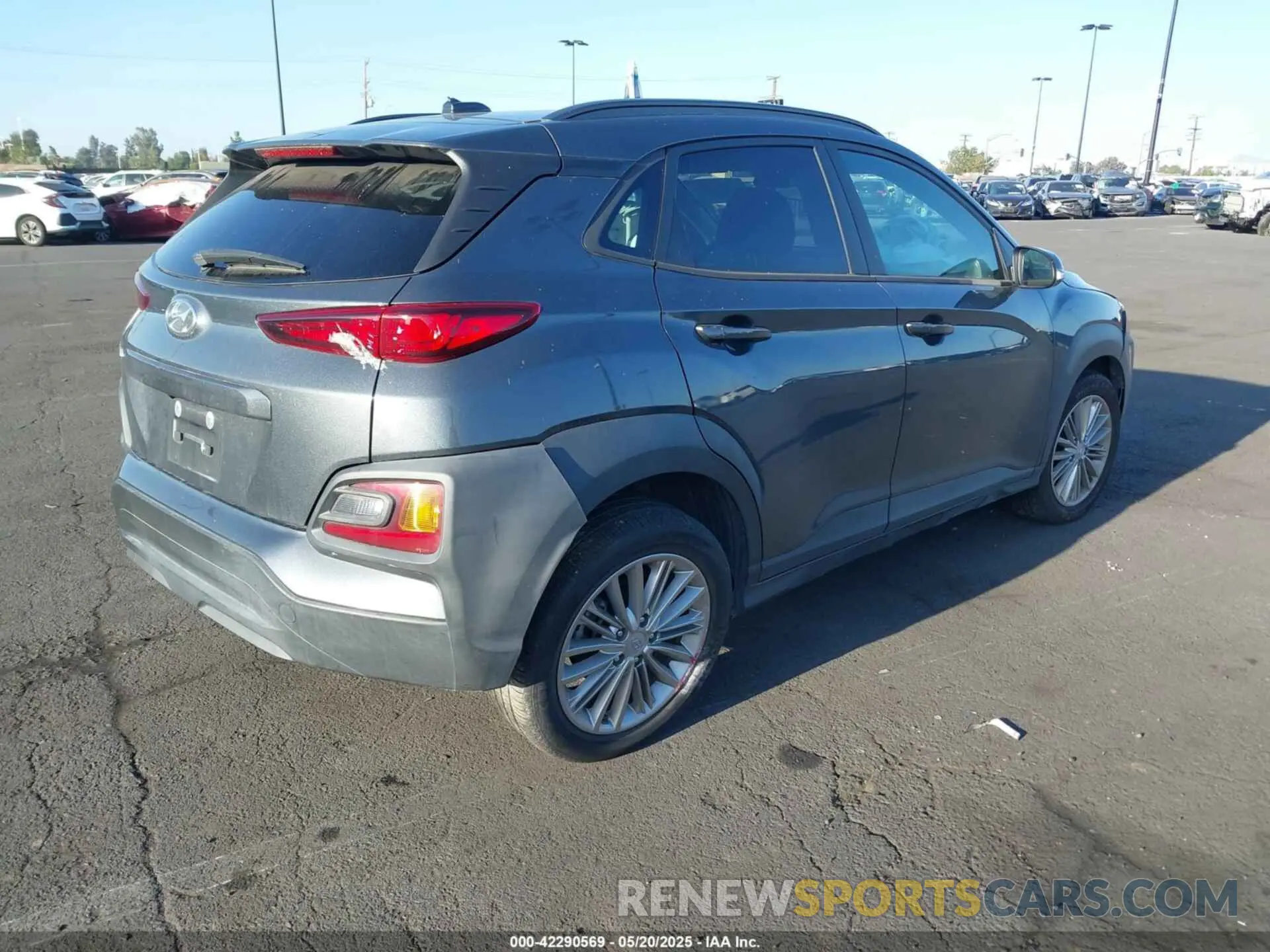 4 fotografías del automóvil dañado KM8K22AA8MU709713 HYUNDAI KONA 2021