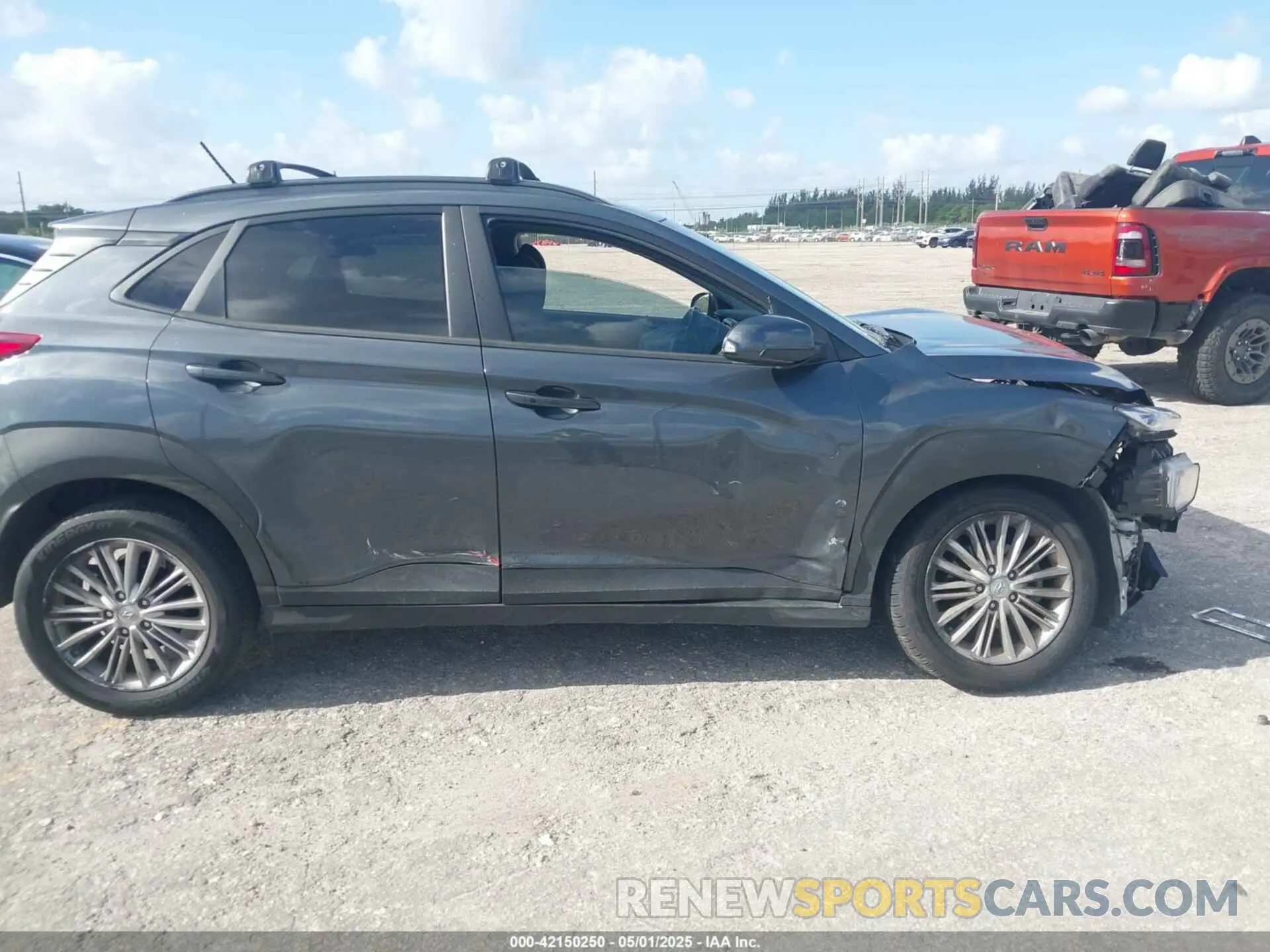 13 fotografías del automóvil dañado KM8K22AAXMU723290 HYUNDAI KONA 2021