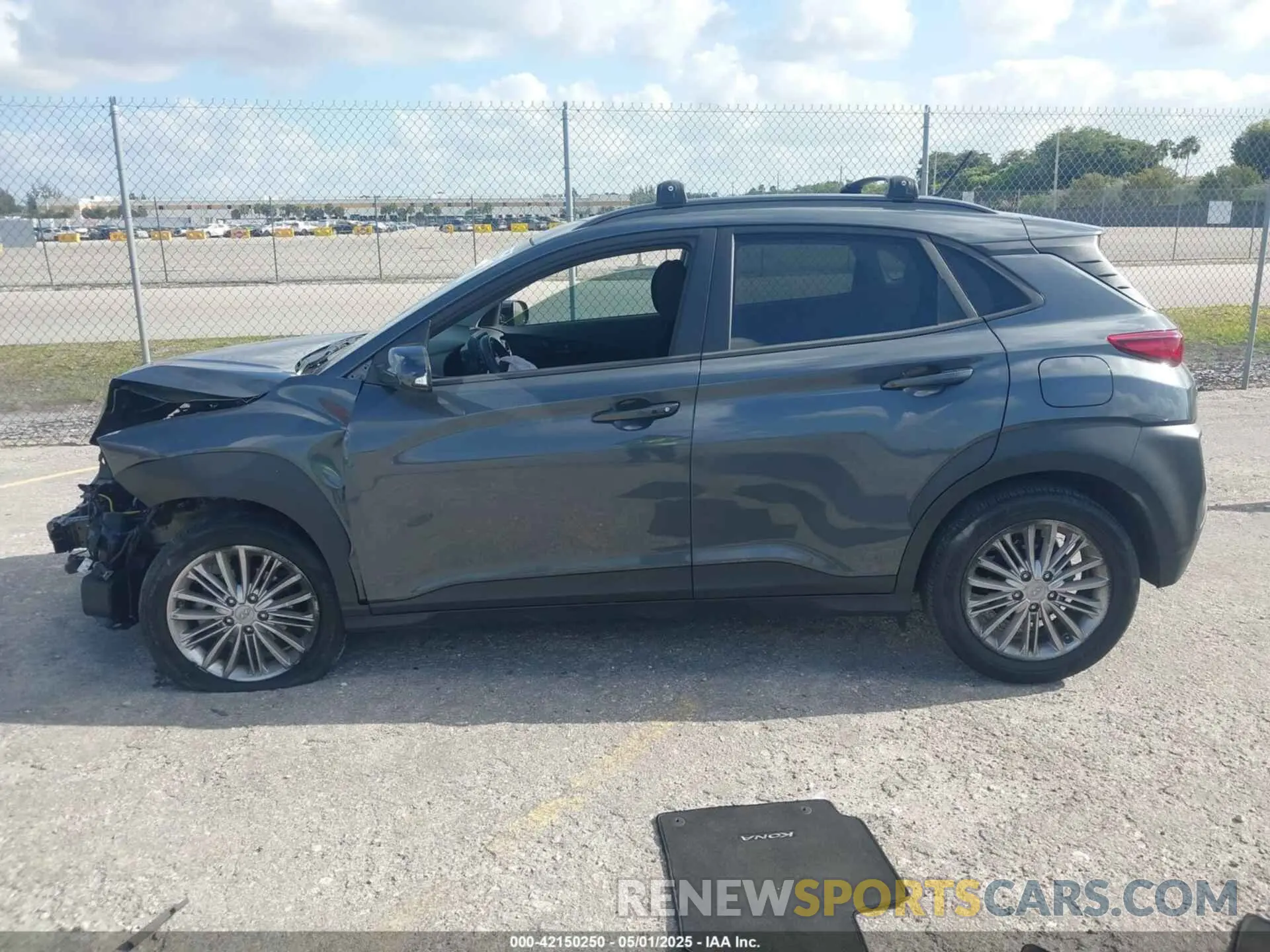 14 fotografías del automóvil dañado KM8K22AAXMU723290 HYUNDAI KONA 2021