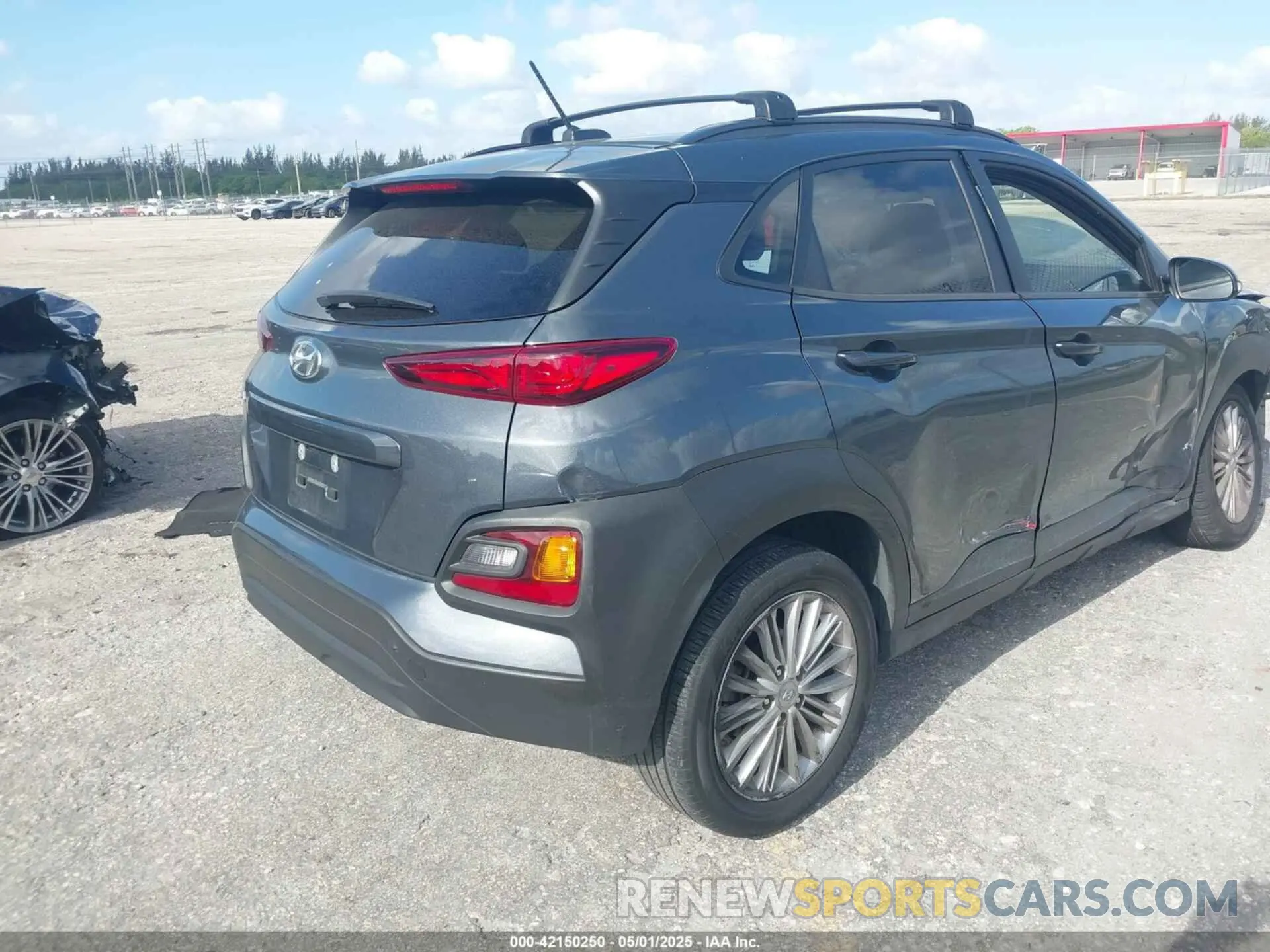 4 fotografías del automóvil dañado KM8K22AAXMU723290 HYUNDAI KONA 2021