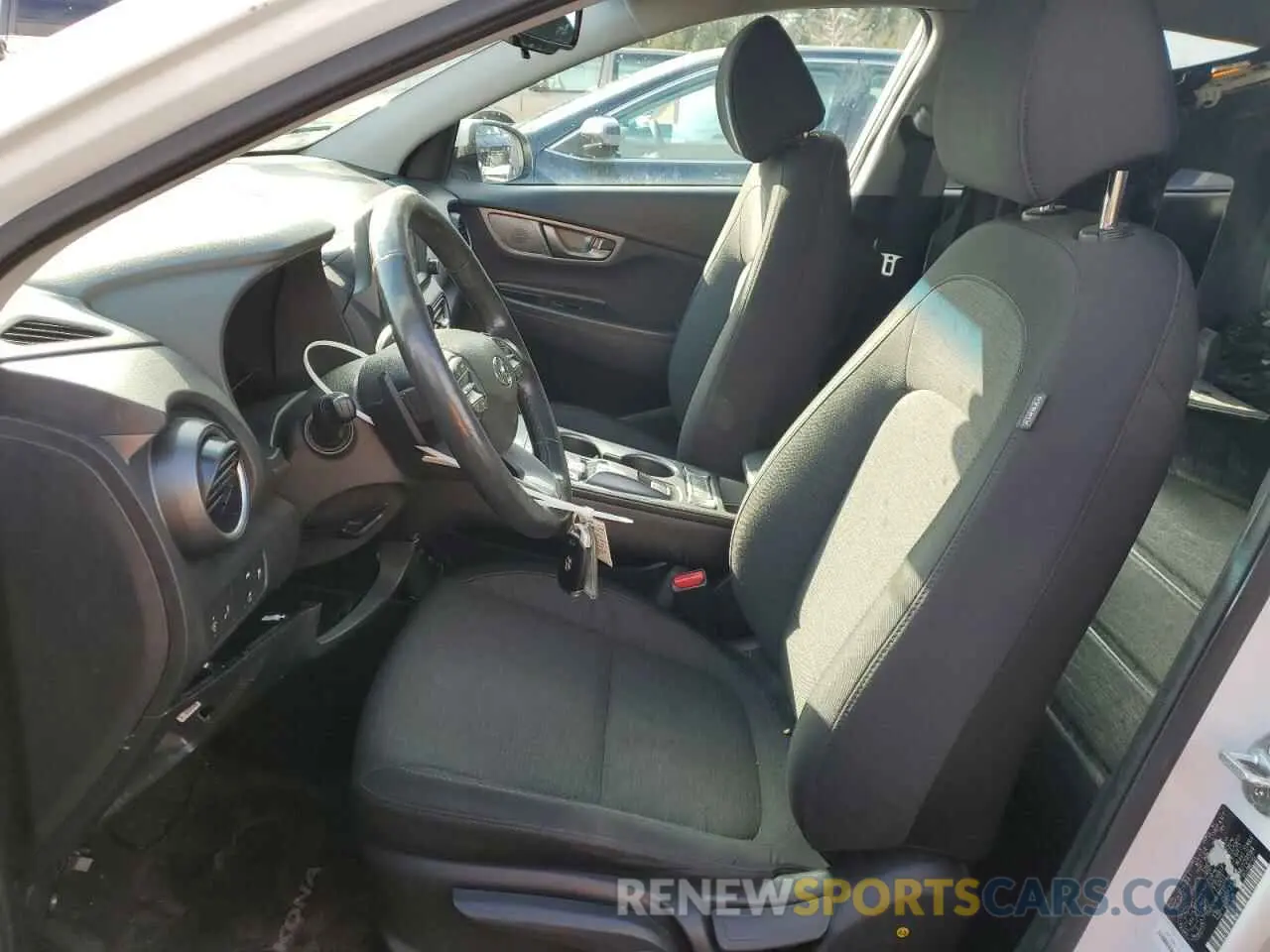 8 fotografías del automóvil dañado KM8K23AG3MU109594 HYUNDAI KONA 2021