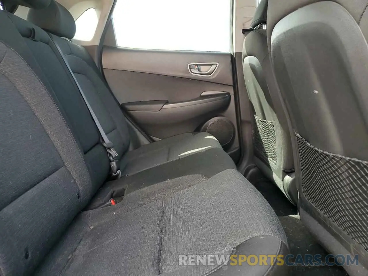 10 fotografías del automóvil dañado KM8K23AG3MU126010 HYUNDAI KONA 2021