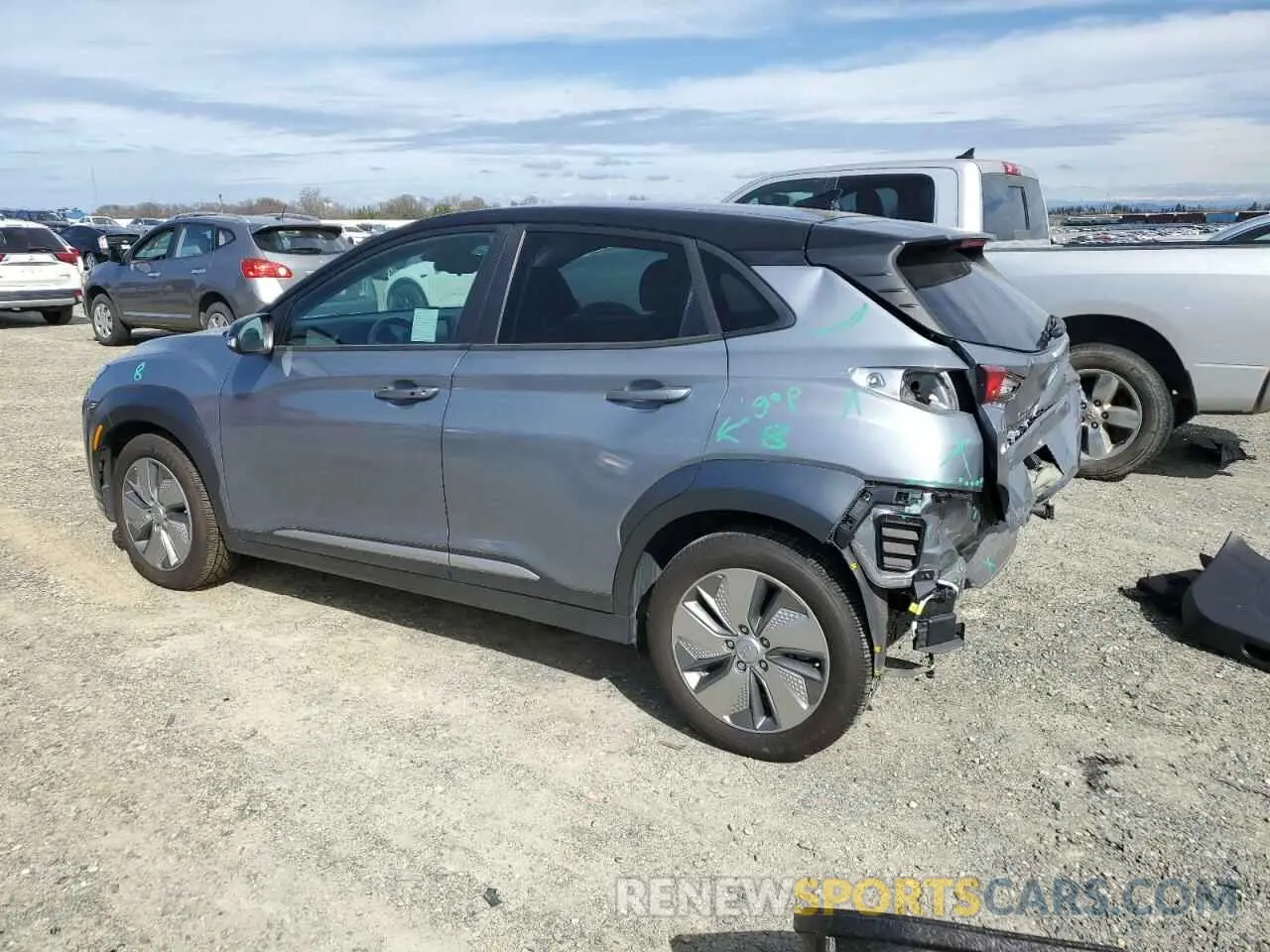2 fotografías del automóvil dañado KM8K23AG3MU126010 HYUNDAI KONA 2021