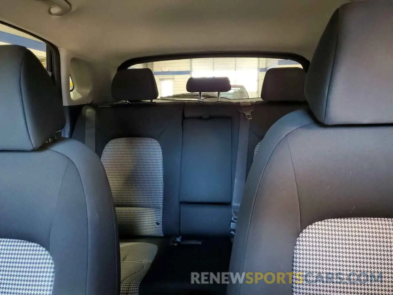10 fotografías del automóvil dañado KM8K2CAA3MU739742 HYUNDAI KONA 2021
