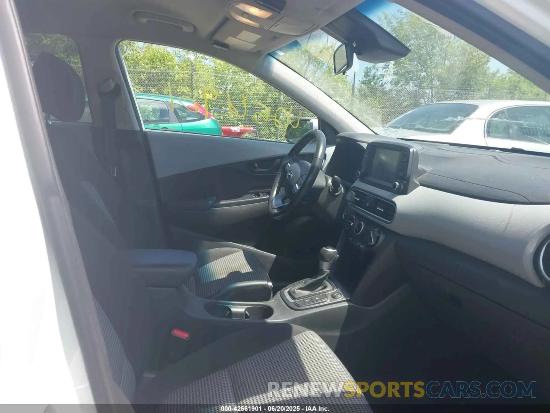 5 fotografías del automóvil dañado KM8K2CAA6MU602407 HYUNDAI KONA 2021