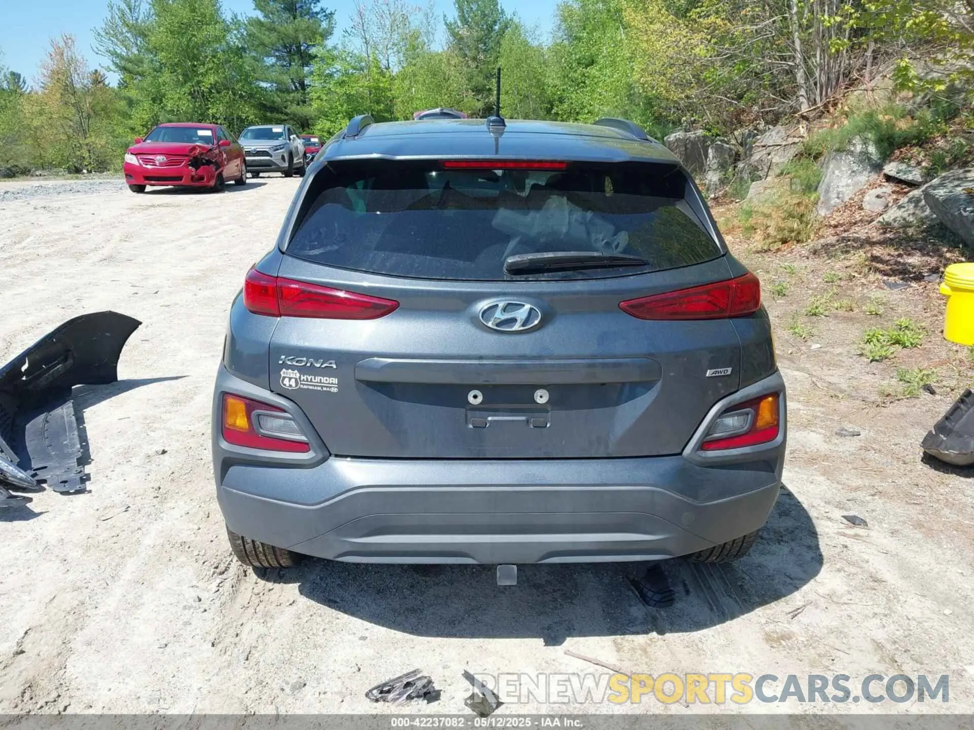 16 fotografías del automóvil dañado KM8K2CAA7MU609558 HYUNDAI KONA 2021