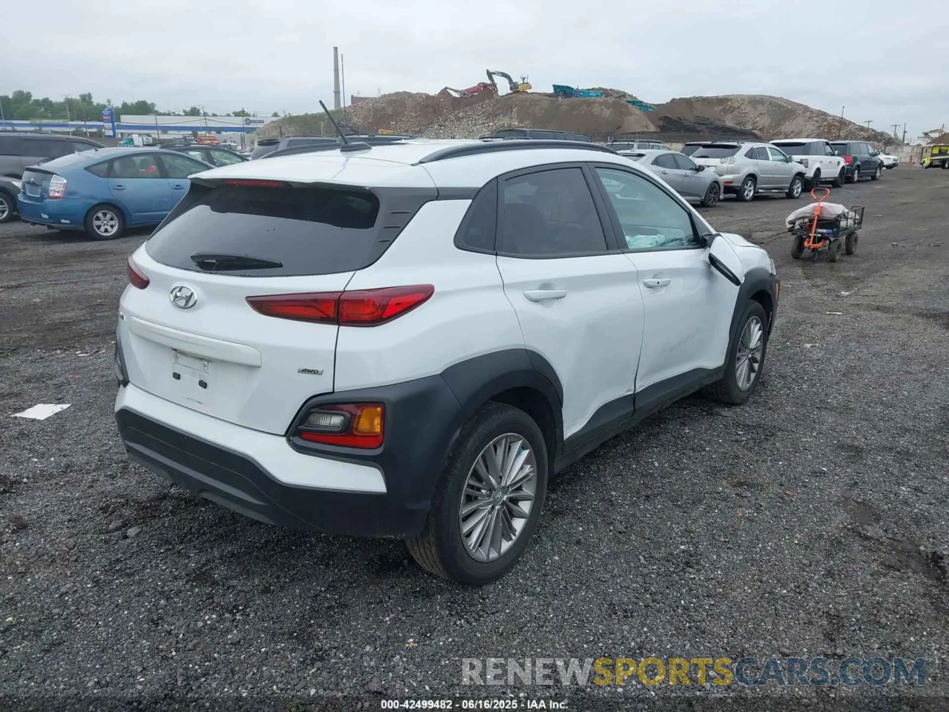 4 fotografías del automóvil dañado KM8K2CAA8MU677481 HYUNDAI KONA 2021