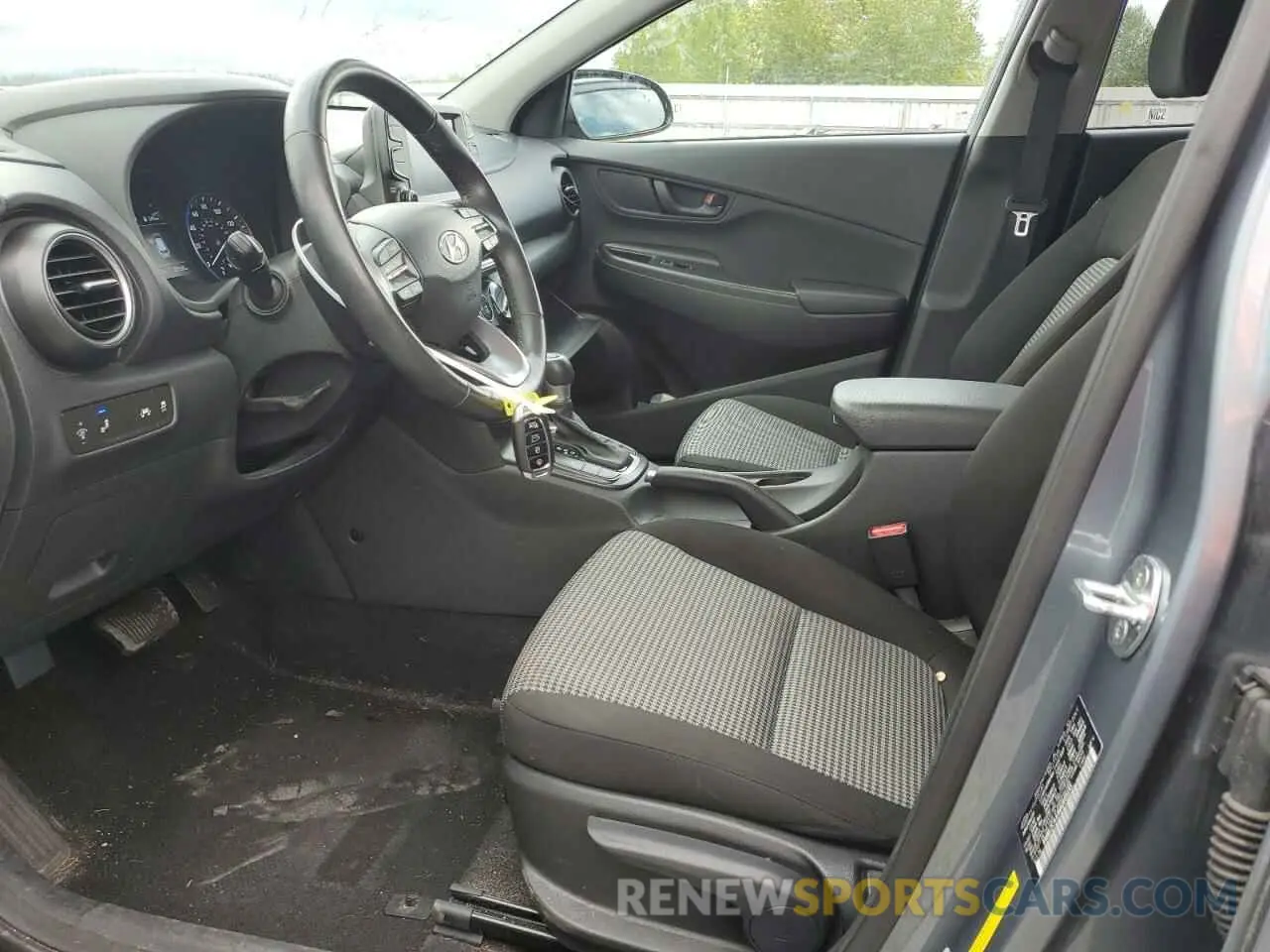 7 fotografías del automóvil dañado KM8K2CAA9MU605155 HYUNDAI KONA 2021