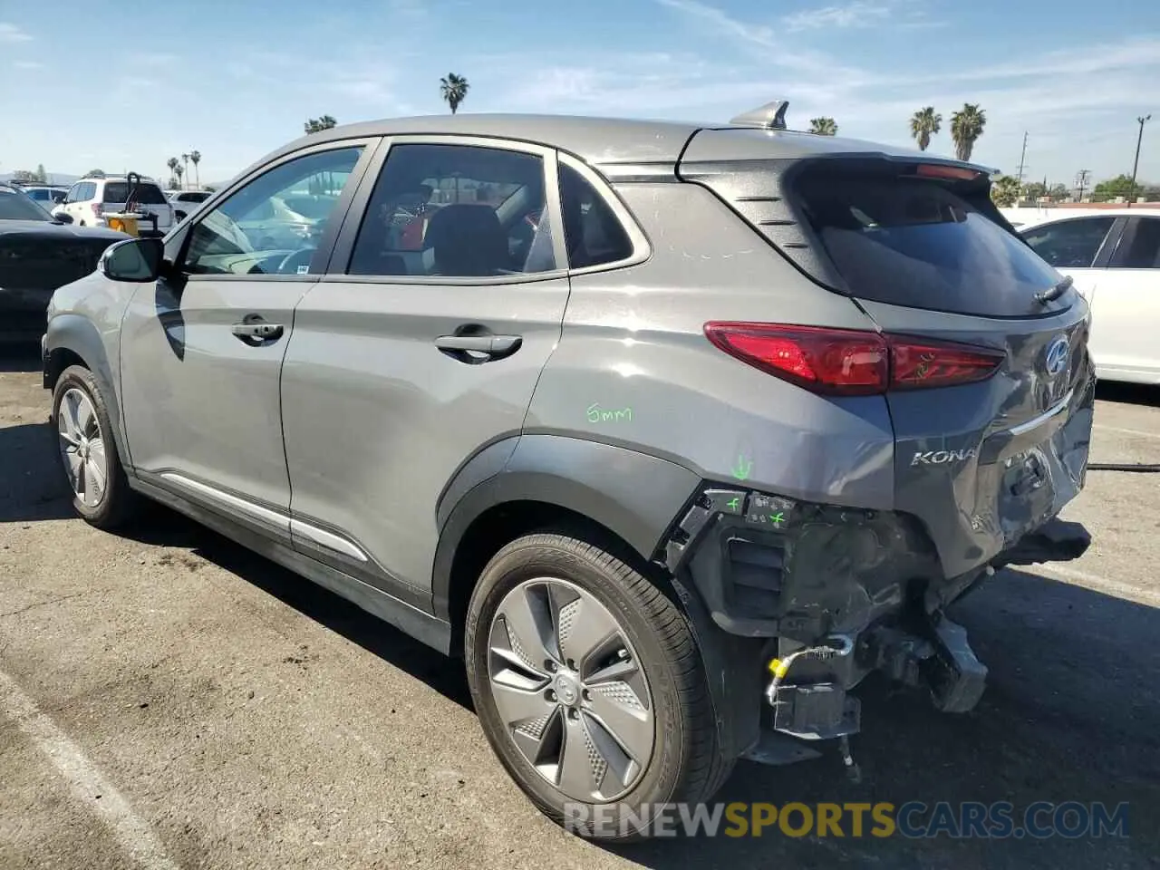 2 fotografías del automóvil dañado KM8K33AG7MU132552 HYUNDAI KONA 2021