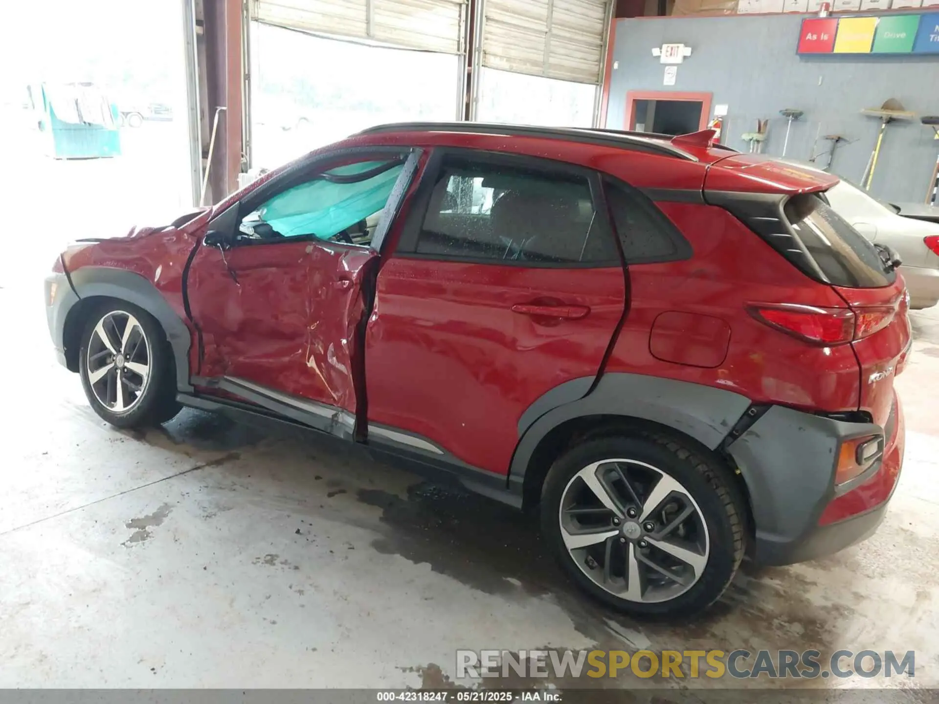 14 fotografías del automóvil dañado KM8K3CA51MU671506 HYUNDAI KONA 2021