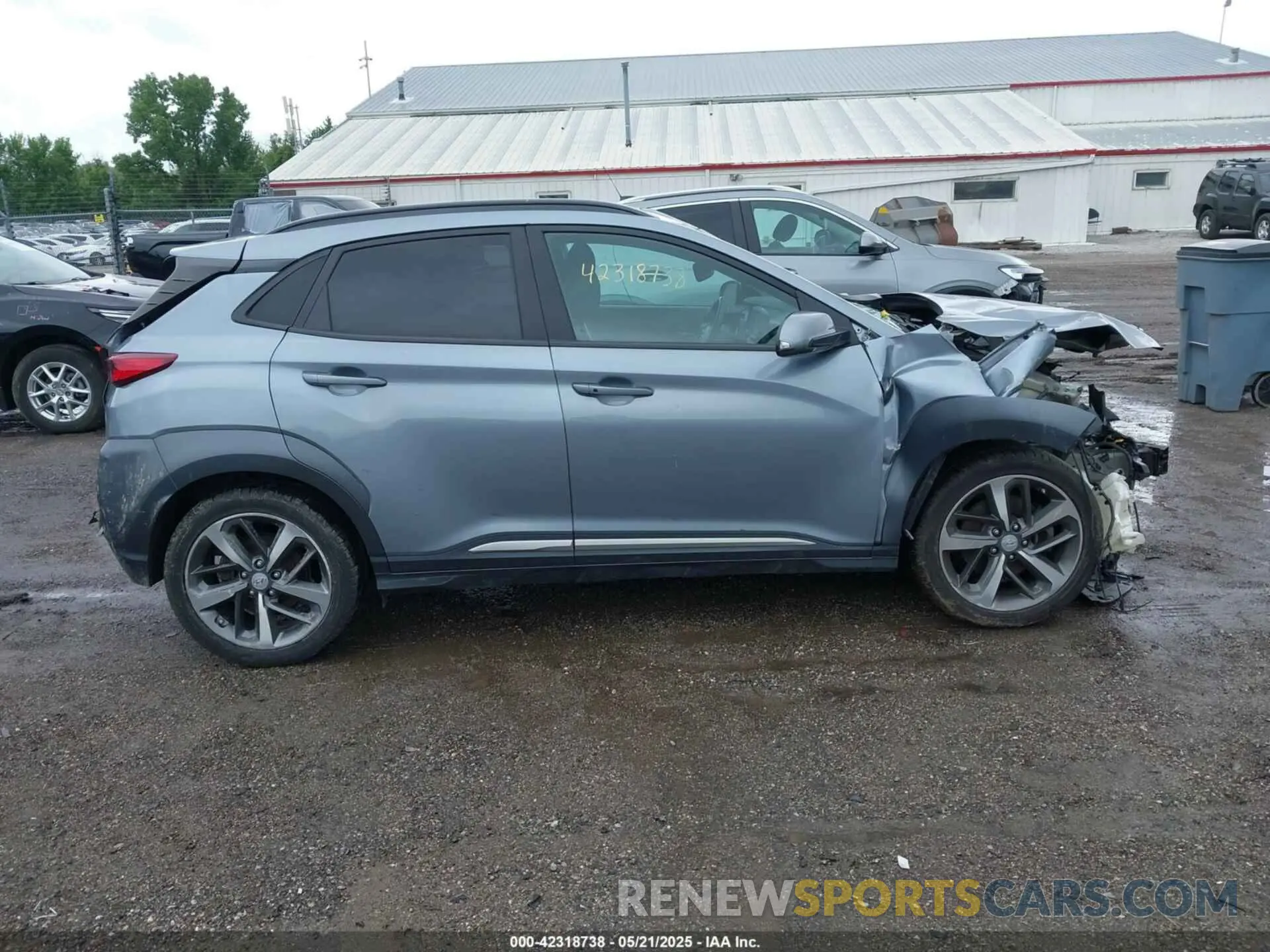13 fotografías del automóvil dañado KM8K3CA53MU729261 HYUNDAI KONA 2021