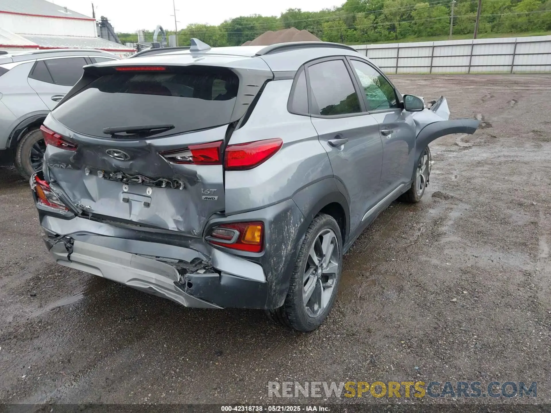4 fotografías del automóvil dañado KM8K3CA53MU729261 HYUNDAI KONA 2021