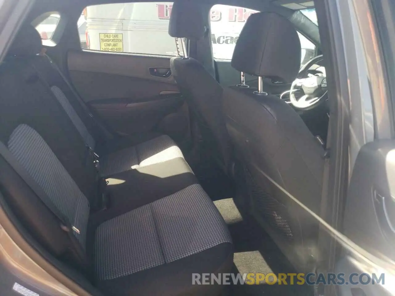 11 fotografías del automóvil dañado KM8K6CA53MU687603 HYUNDAI KONA 2021