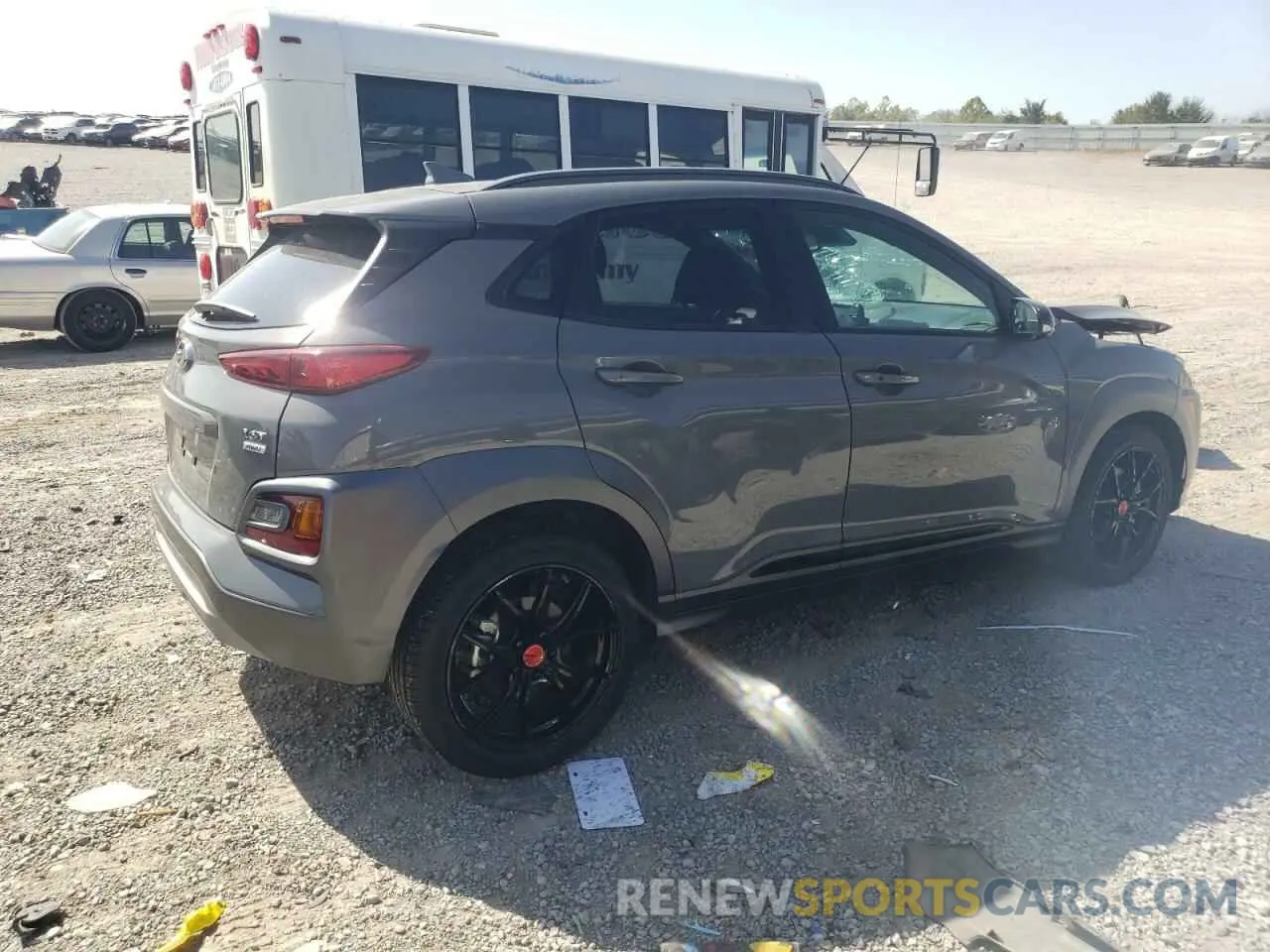 3 fotografías del automóvil dañado KM8K6CA53MU687603 HYUNDAI KONA 2021