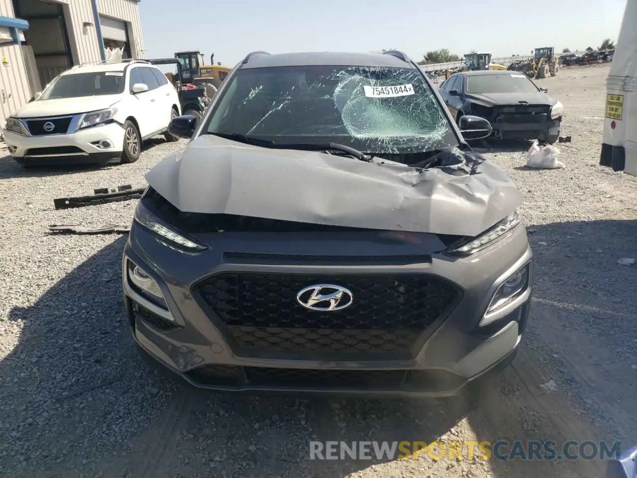 5 fotografías del automóvil dañado KM8K6CA53MU687603 HYUNDAI KONA 2021