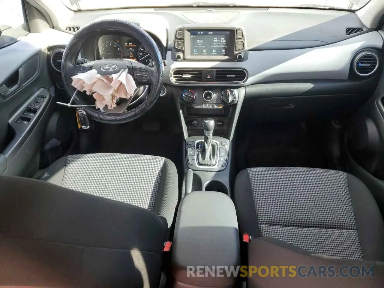 8 fotografías del automóvil dañado KM8K6CAA1MU742059 HYUNDAI KONA 2021