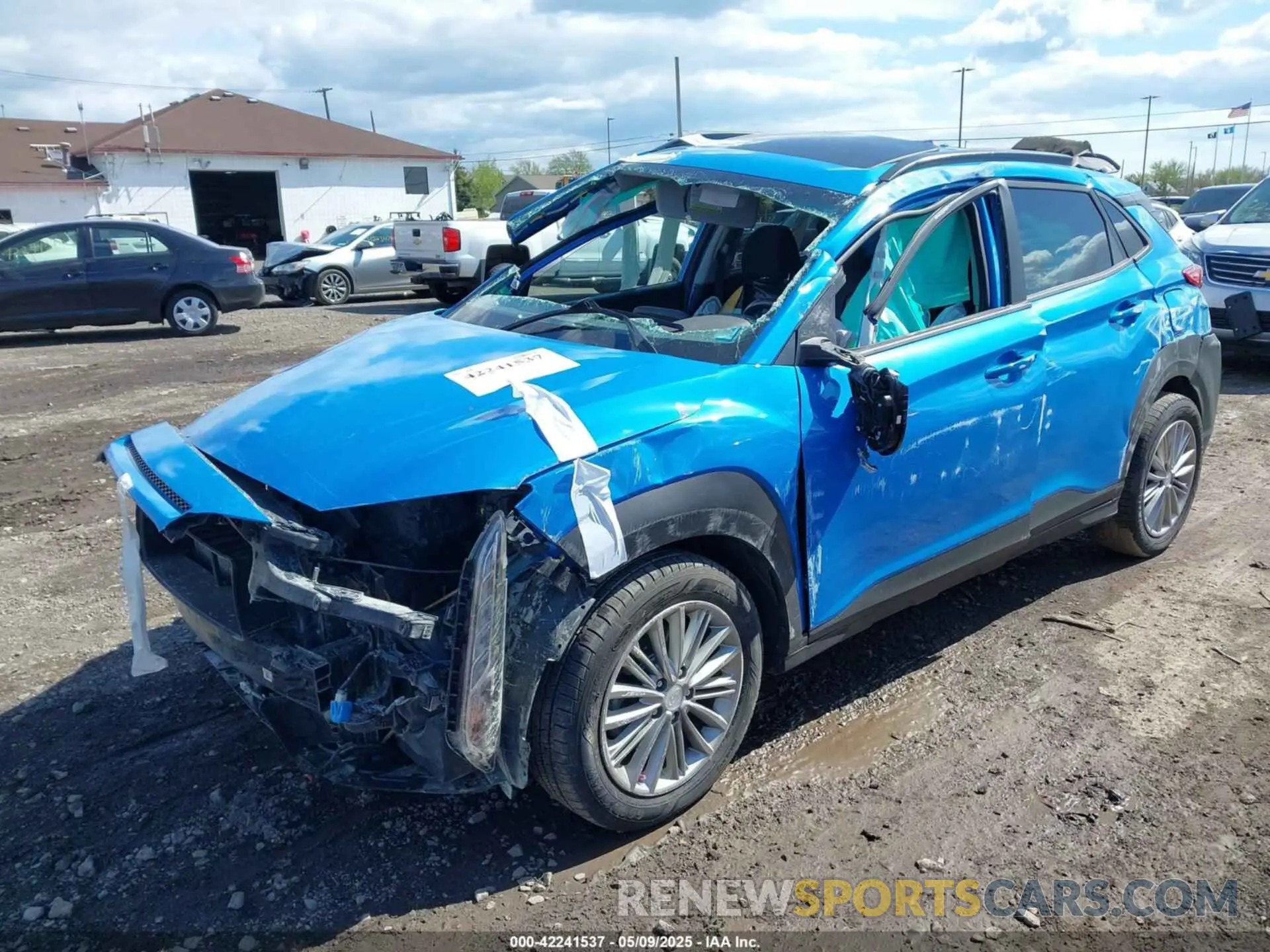 2 fotografías del automóvil dañado KM8K6CAA2MU621430 HYUNDAI KONA 2021
