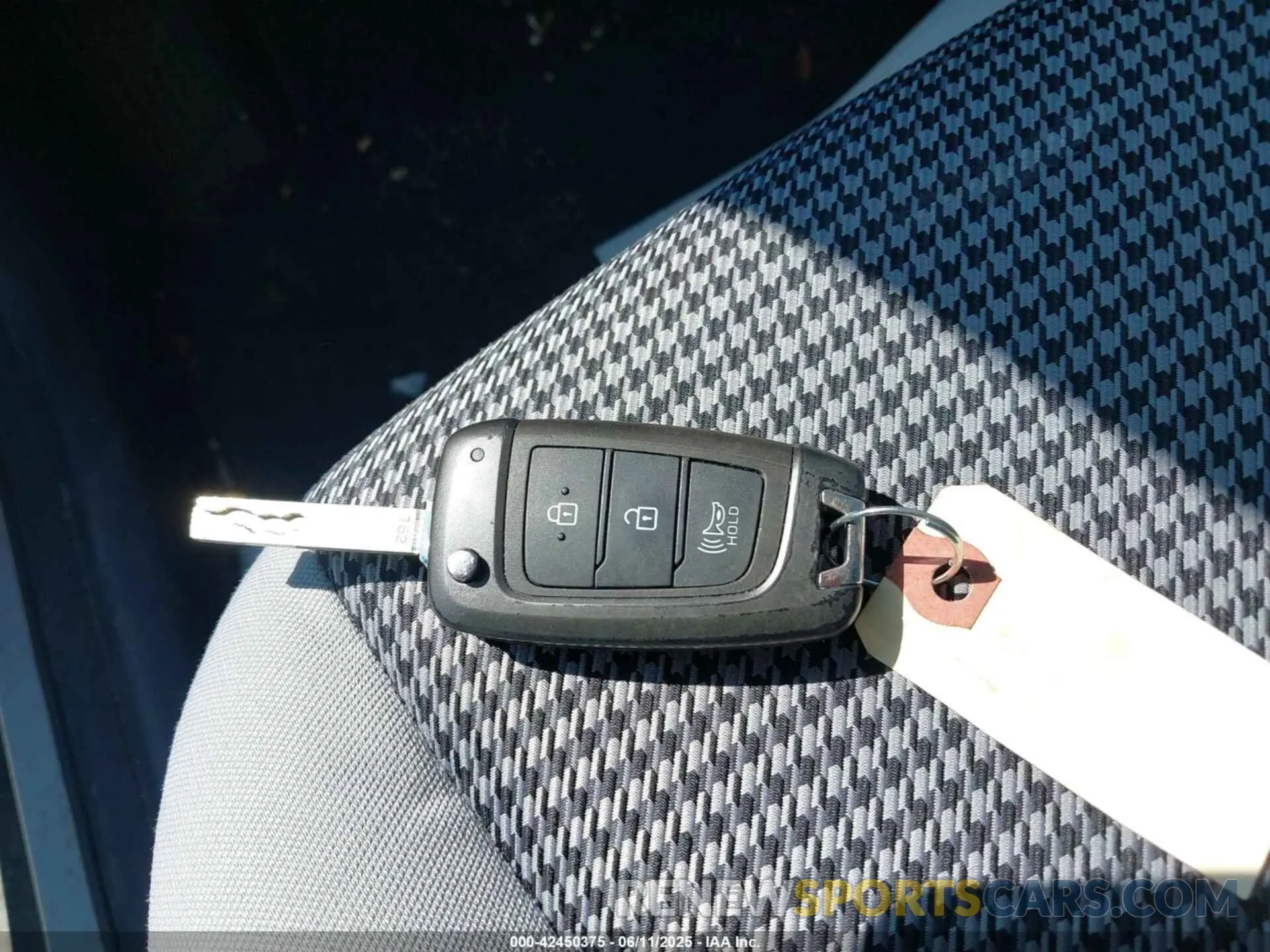 11 fotografías del automóvil dañado KM8K2CAB2NU880697 HYUNDAI KONA 2022