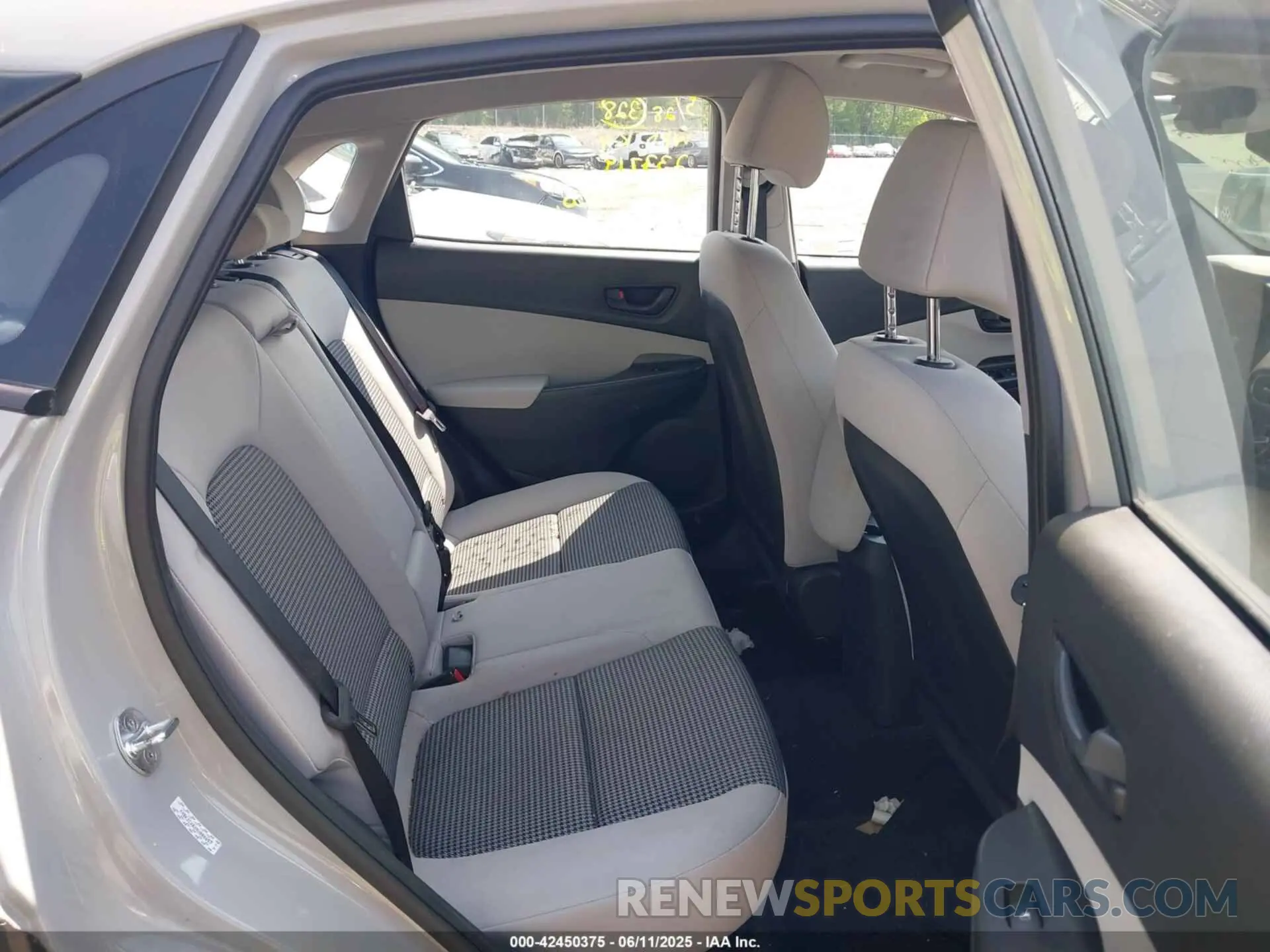 8 fotografías del automóvil dañado KM8K2CAB2NU880697 HYUNDAI KONA 2022