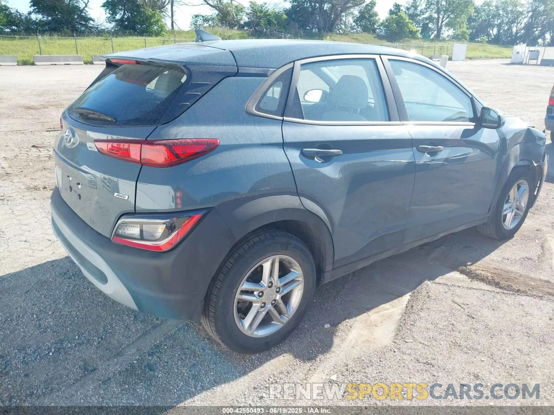 4 fotografías del automóvil dañado KM8K2CAB3NU876819 HYUNDAI KONA 2022