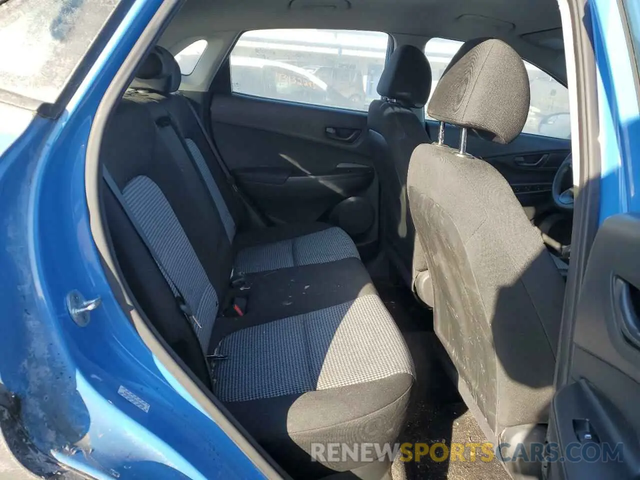 10 fotografías del automóvil dañado KM8K2CAB5NU768606 HYUNDAI KONA 2022