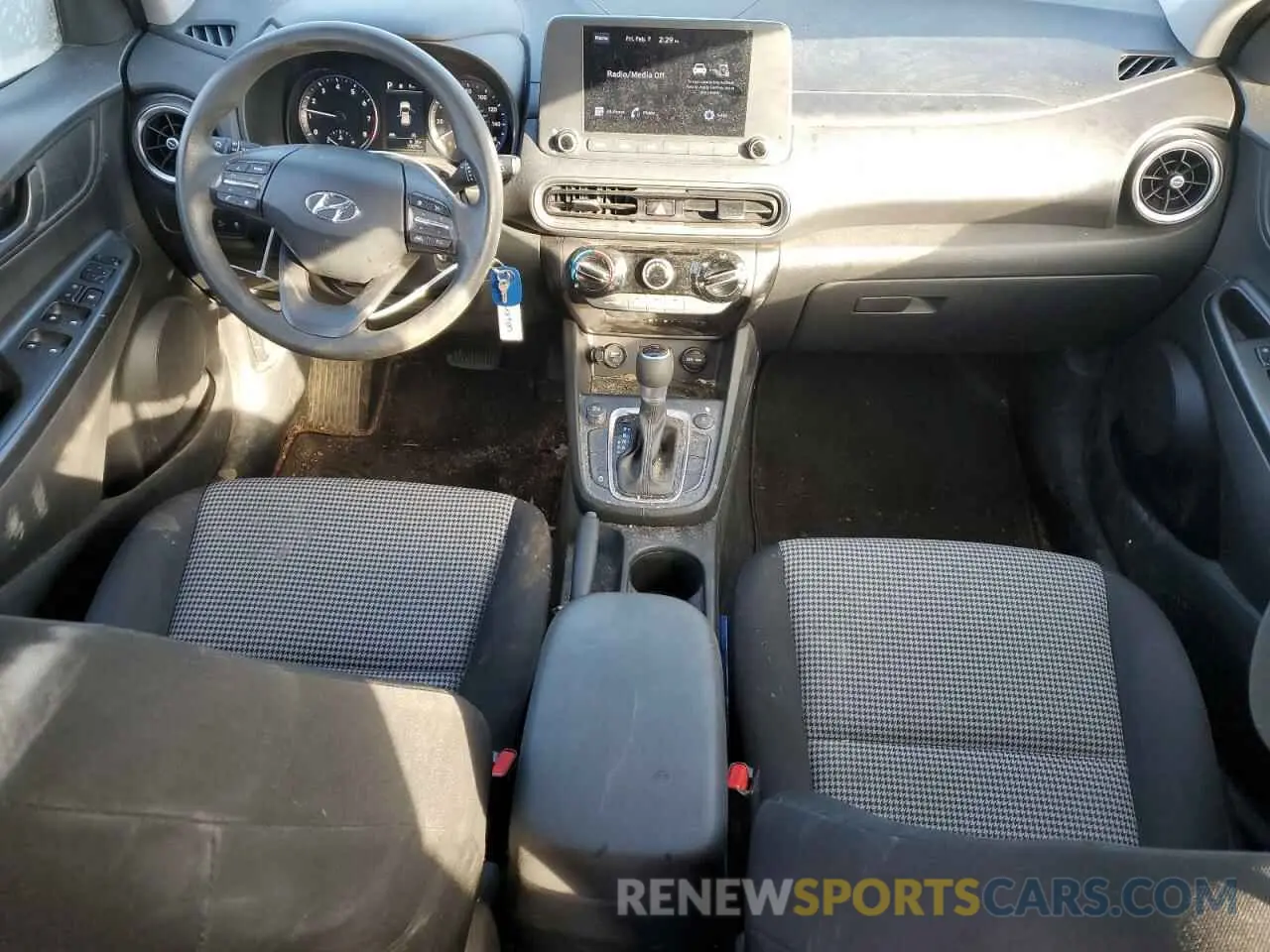 8 fotografías del automóvil dañado KM8K2CAB5NU768606 HYUNDAI KONA 2022