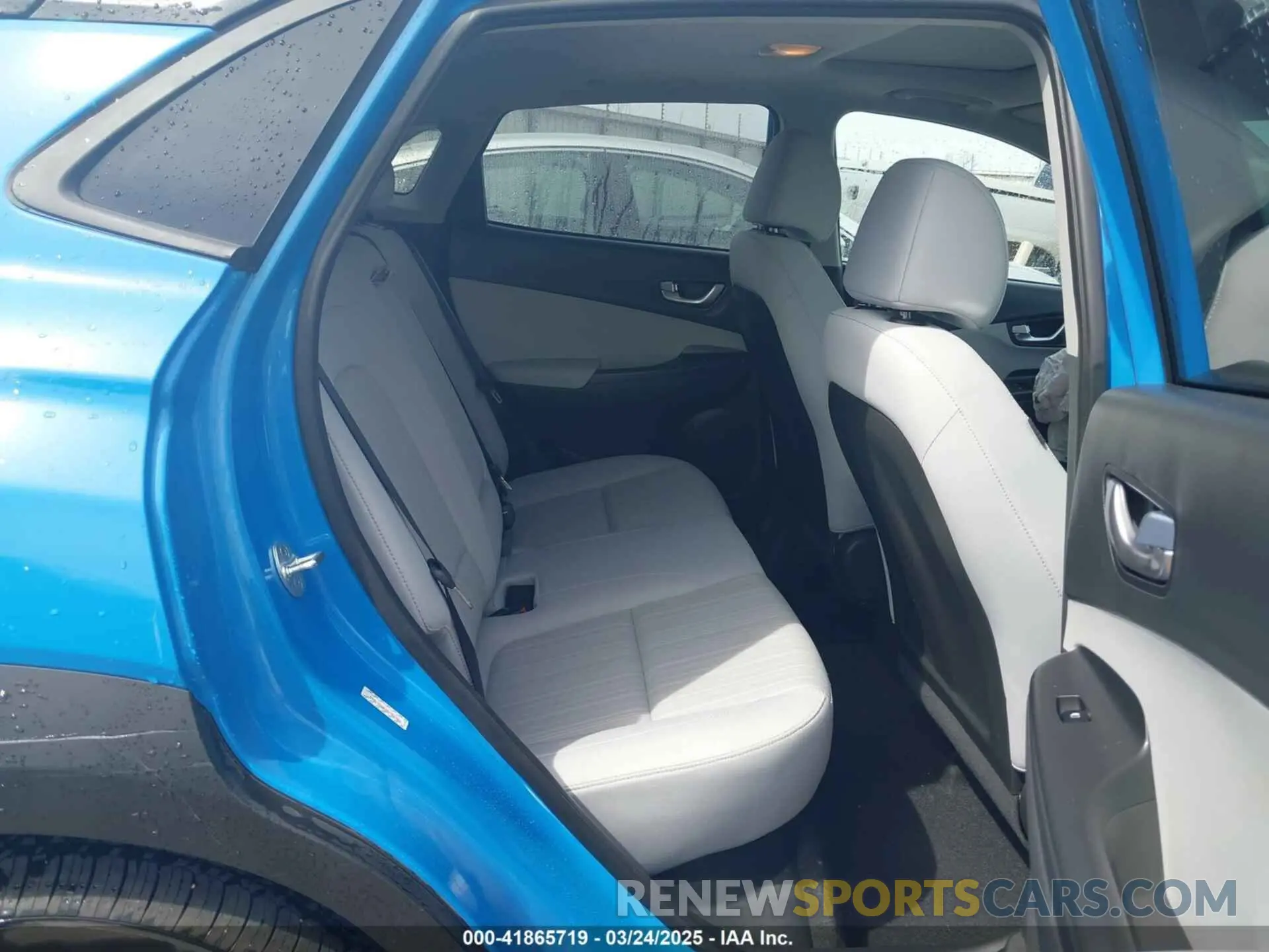 8 fotografías del automóvil dañado KM8K32AB2NU765962 HYUNDAI KONA 2022