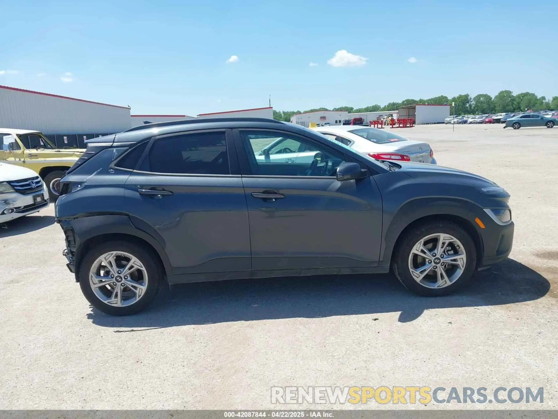 13 fotografías del automóvil dañado KM8K32AB2NU891934 HYUNDAI KONA 2022
