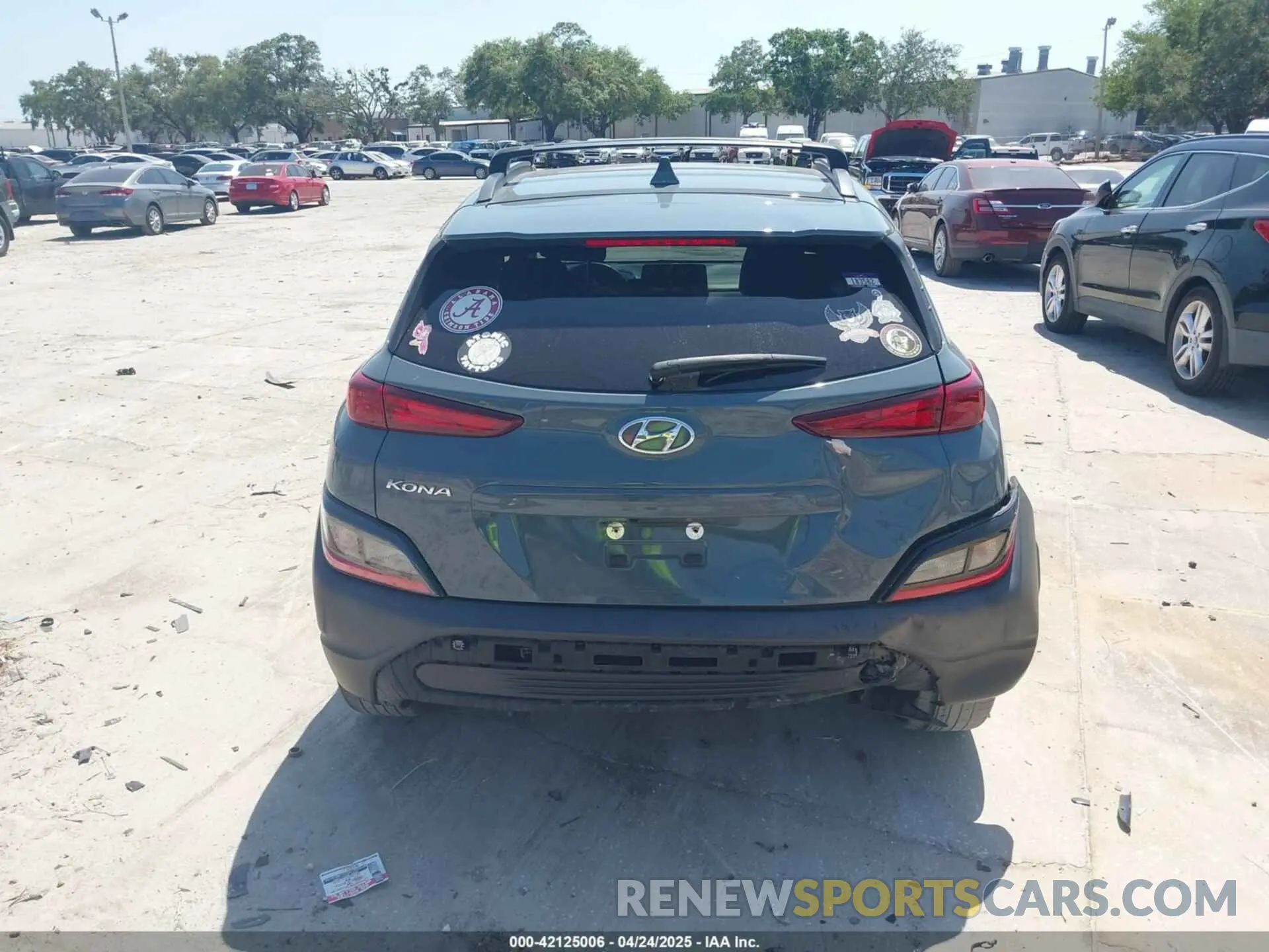 16 fotografías del automóvil dañado KM8K32AB7NU795104 HYUNDAI KONA 2022