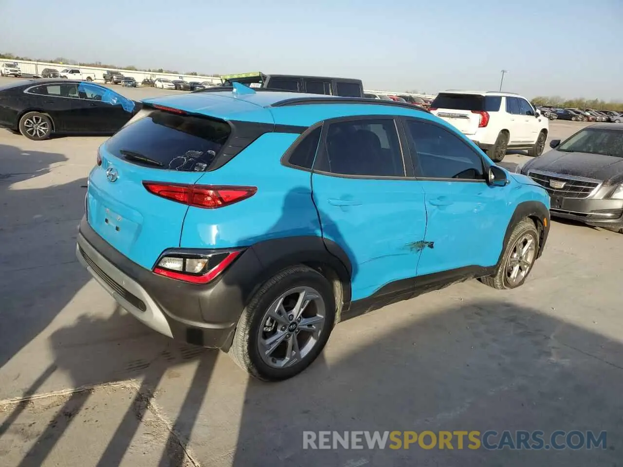 3 fotografías del automóvil dañado KM8K32AB9NU928669 HYUNDAI KONA 2022