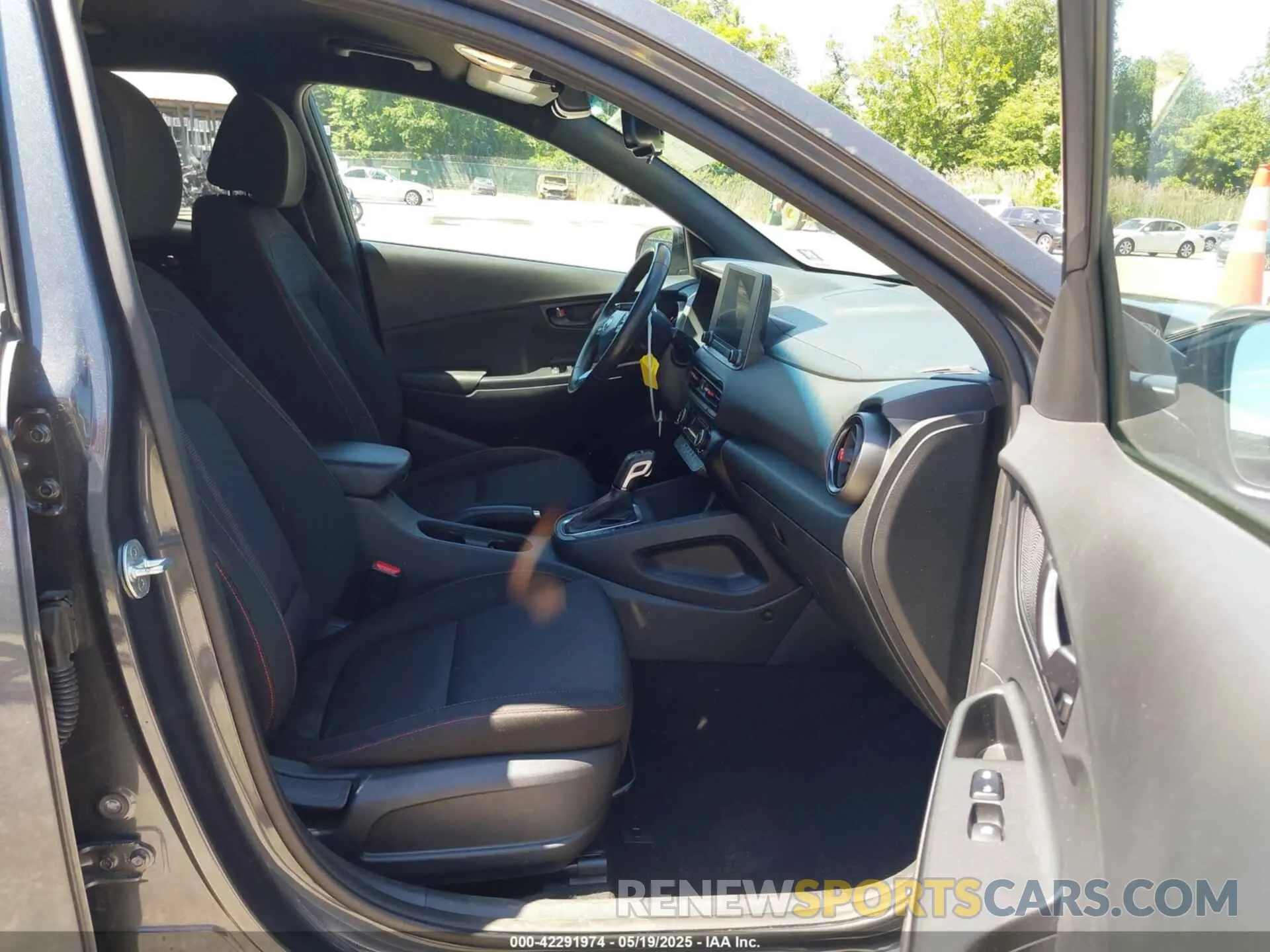 5 fotografías del automóvil dañado KM8K33A39NU800995 HYUNDAI KONA 2022
