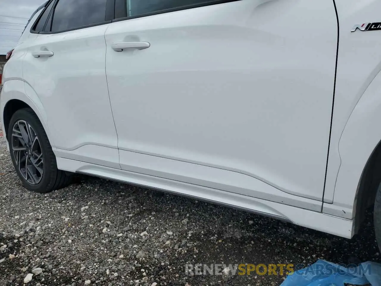 12 fotografías del automóvil dañado KM8K33A3XNU802061 HYUNDAI KONA 2022