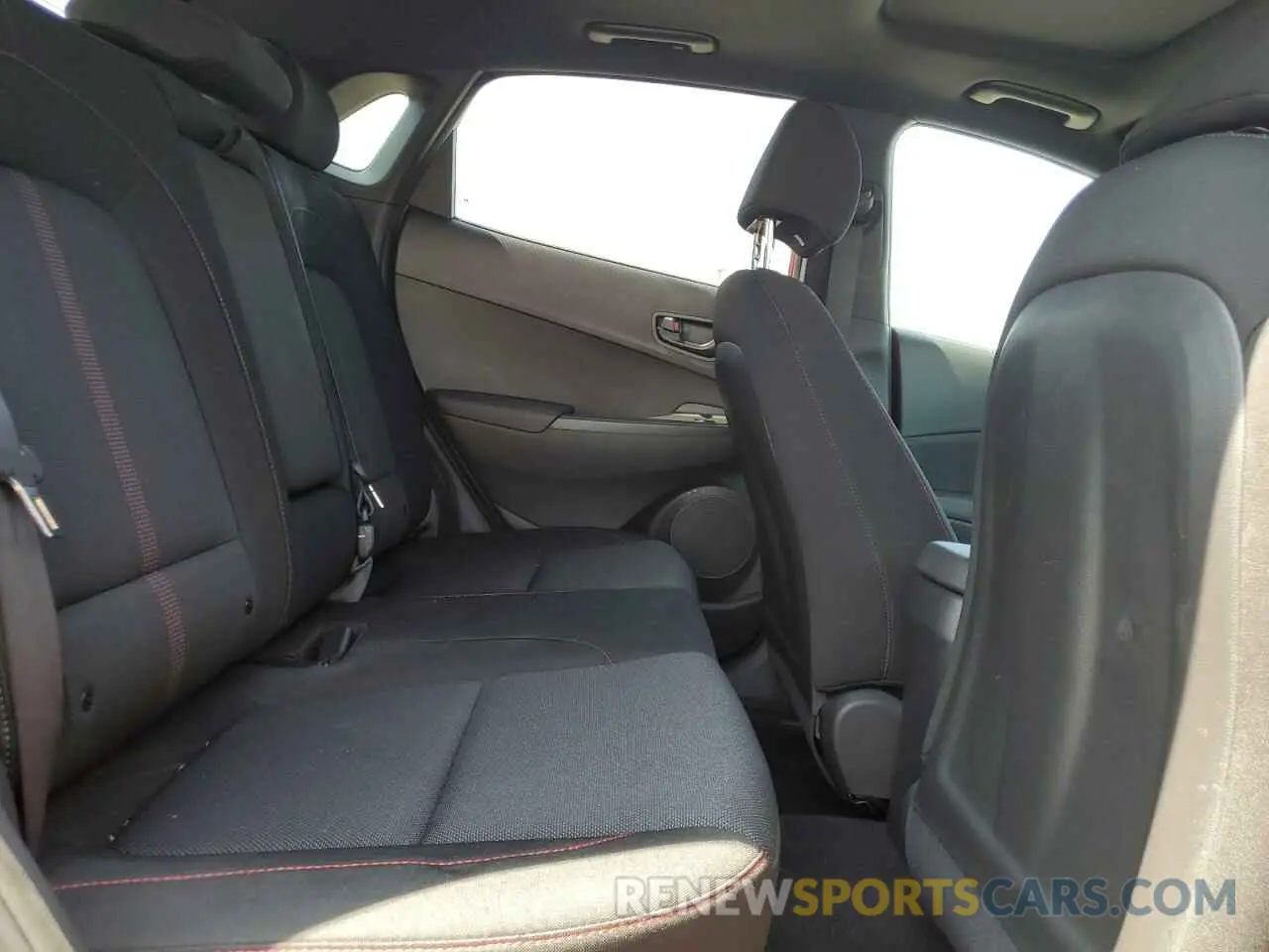 11 fotografías del automóvil dañado KM8K3CA34NU790750 HYUNDAI KONA 2022
