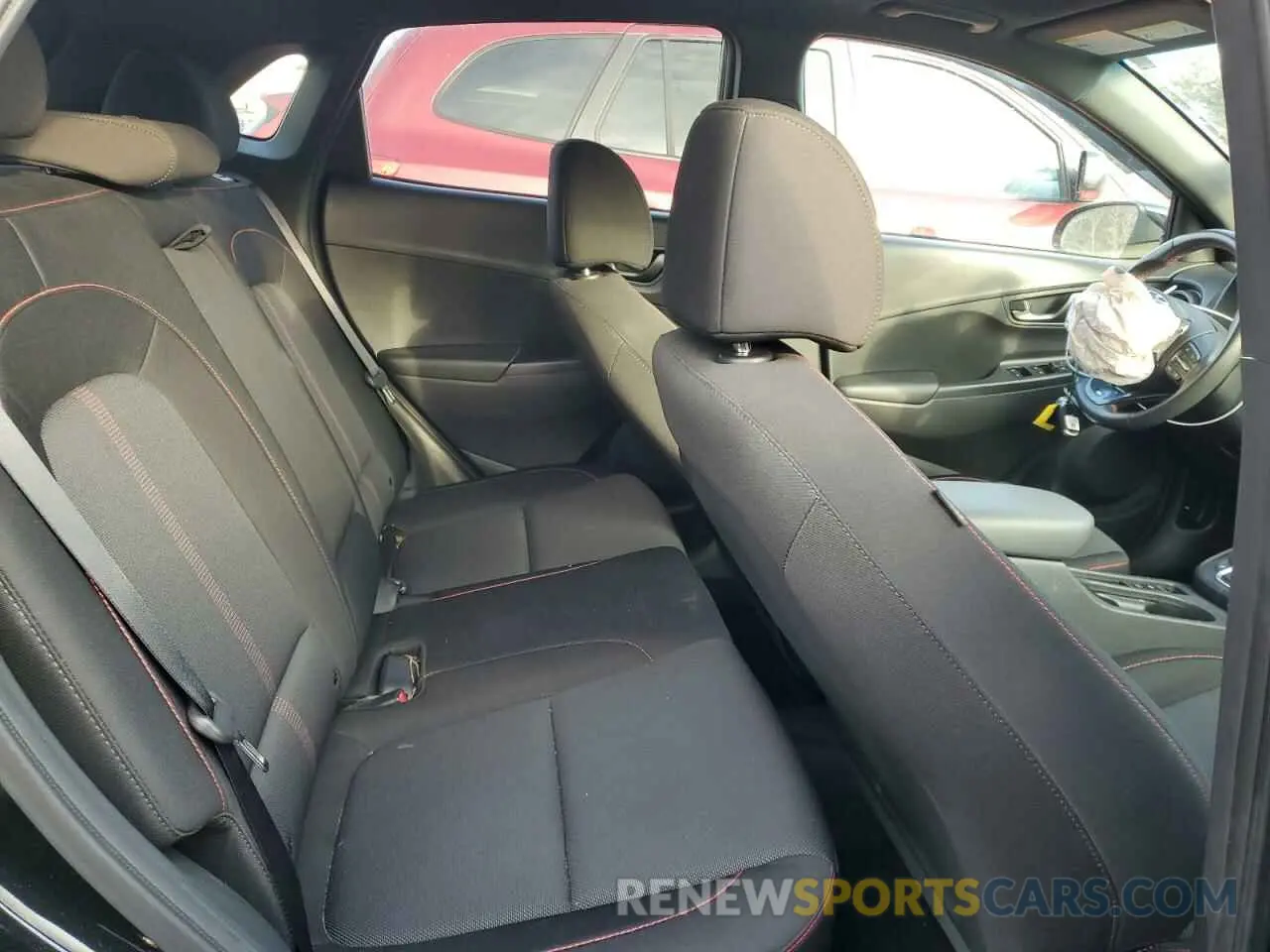 11 fotografías del automóvil dañado KM8K3CA3XNU902113 HYUNDAI KONA 2022